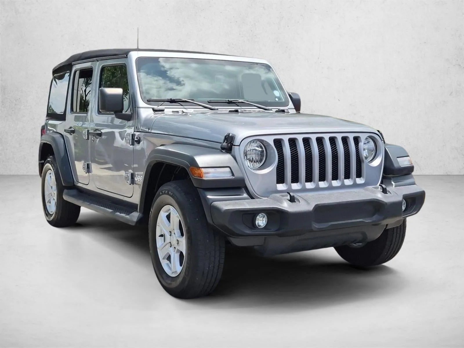 2019 Jeep Wrangler Unlimited Sport S 4x4 photo 3