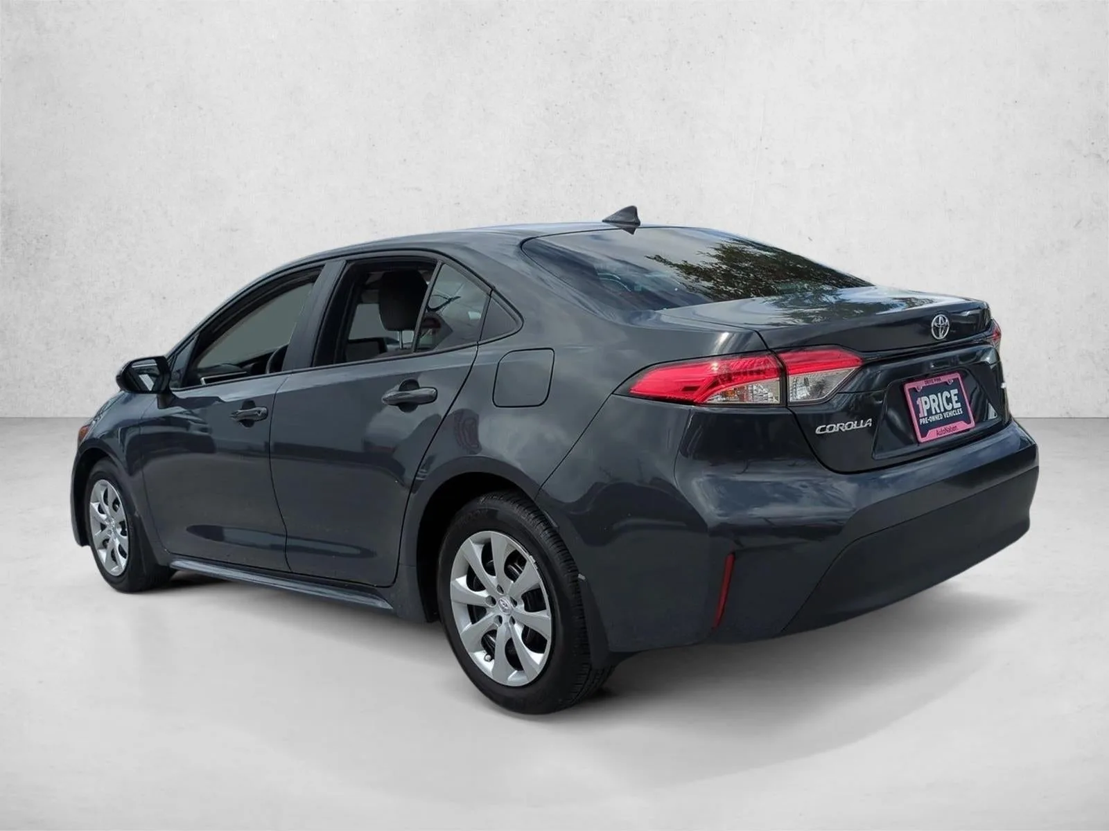 2025 Toyota Corolla LE CVT (Natl) photo 8