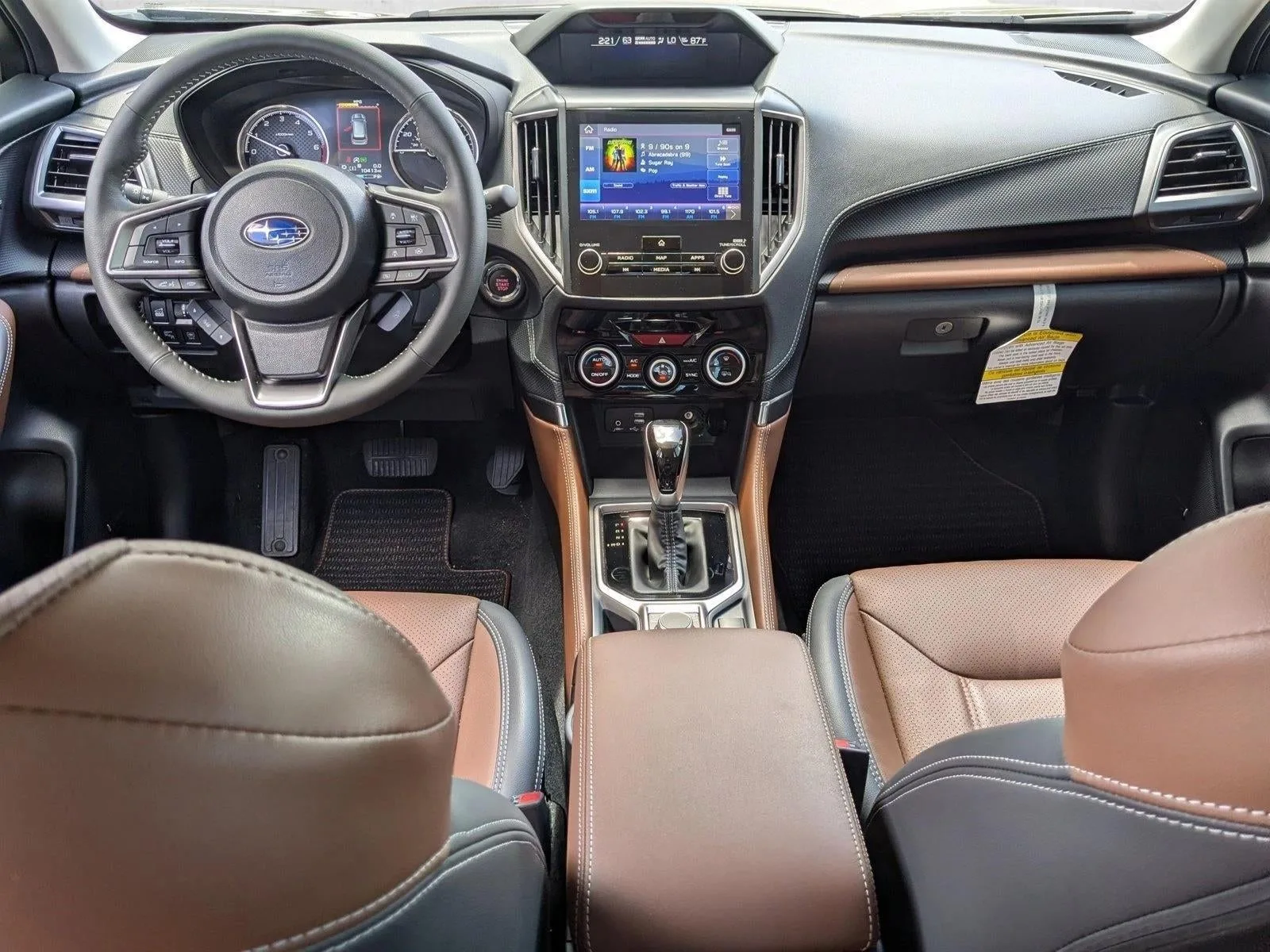 2024 Subaru Forester Touring photo 17