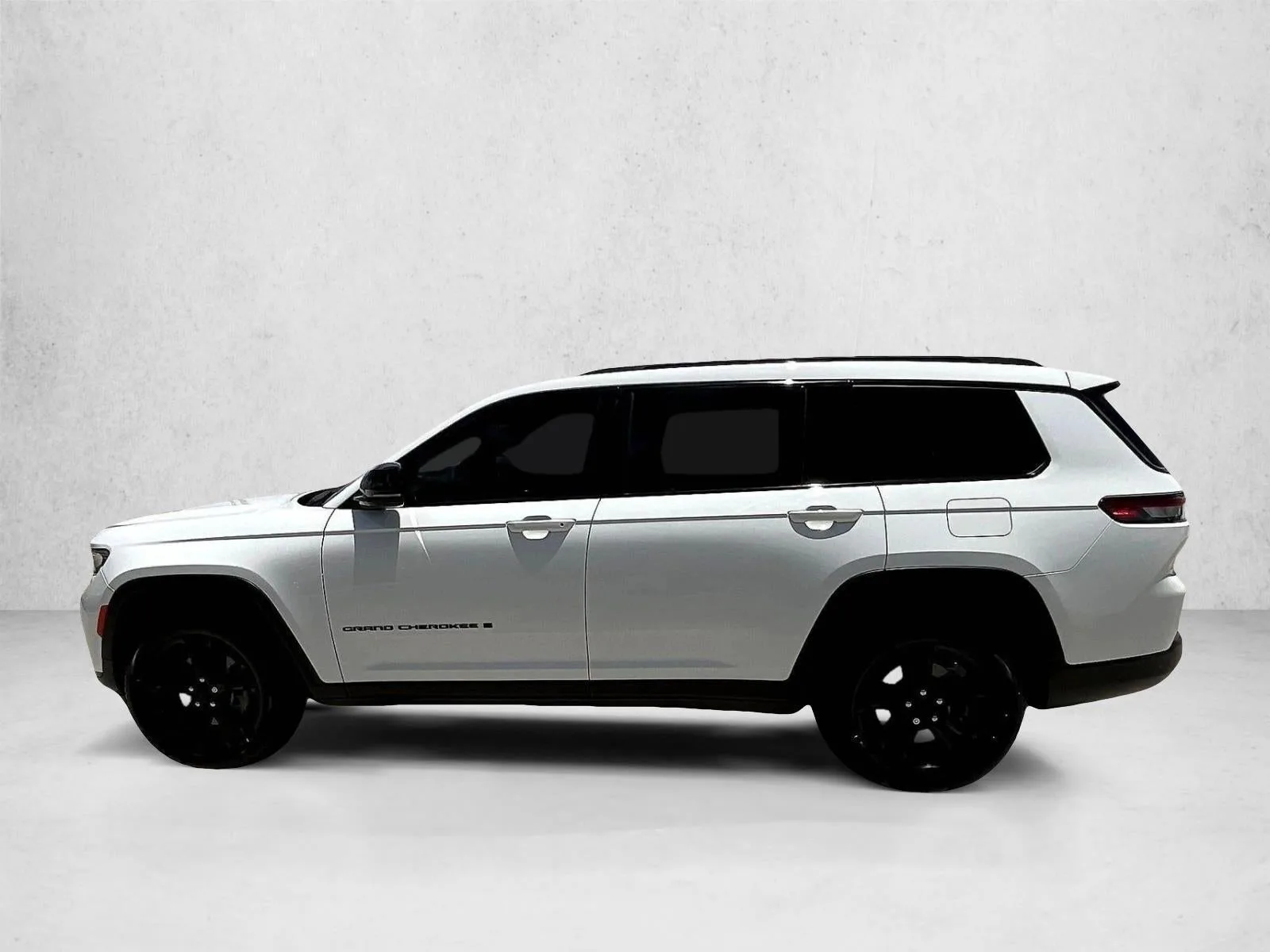 2023 Jeep Grand Cherokee L Altitude 4x2 photo 6