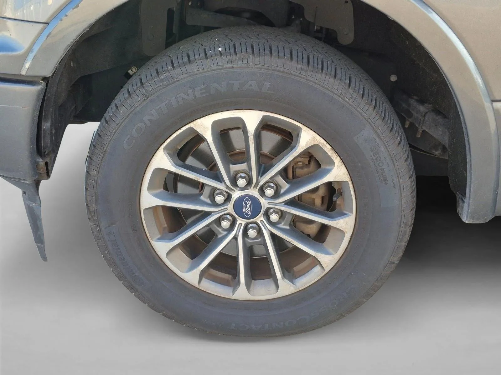 2018 Ford F-150 XLT 2WD SuperCrew 5.5' Box photo 10