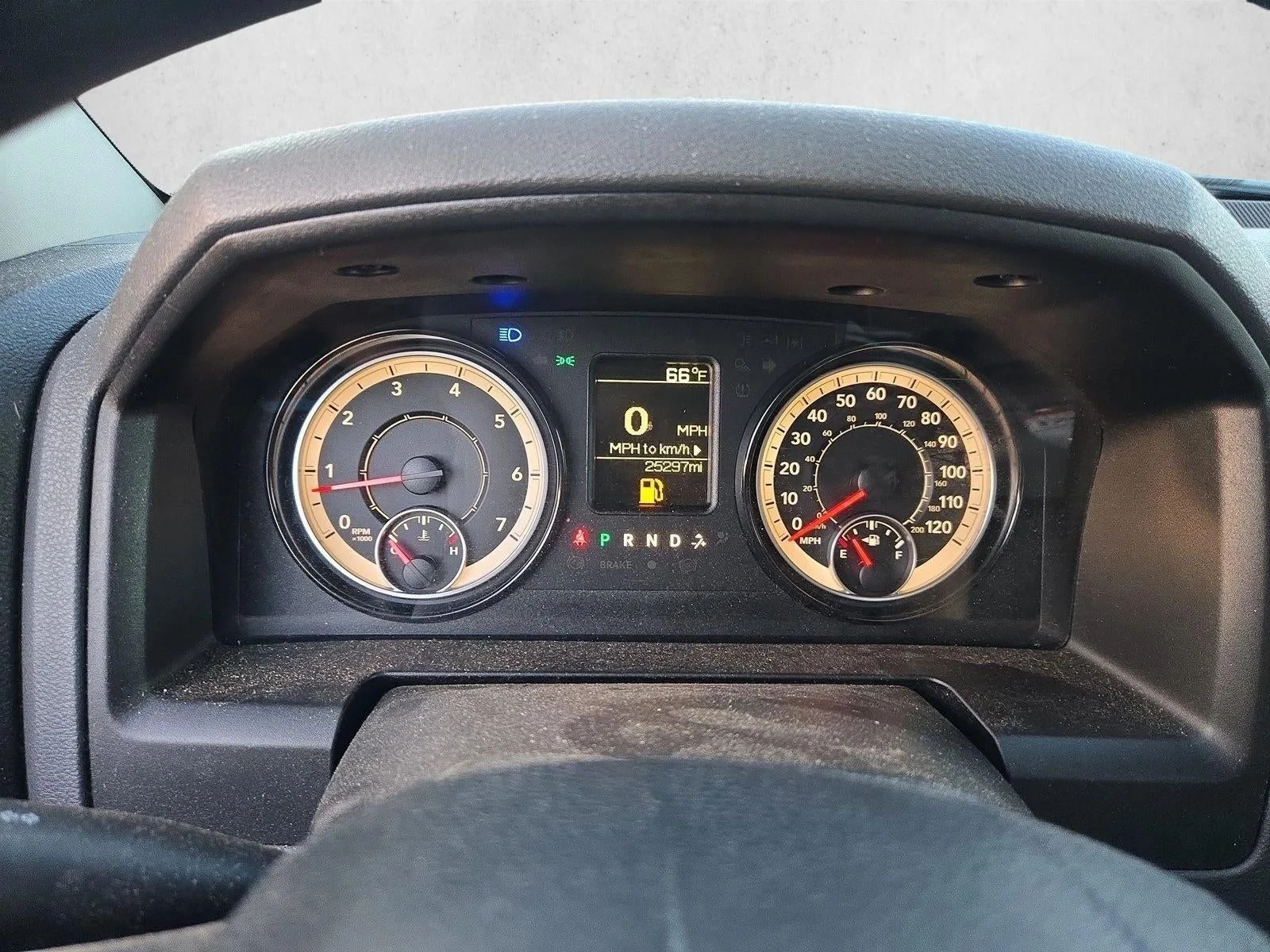 2018 RAM 1500 Express 4x2 Quad Cab 6'4" Box photo 9