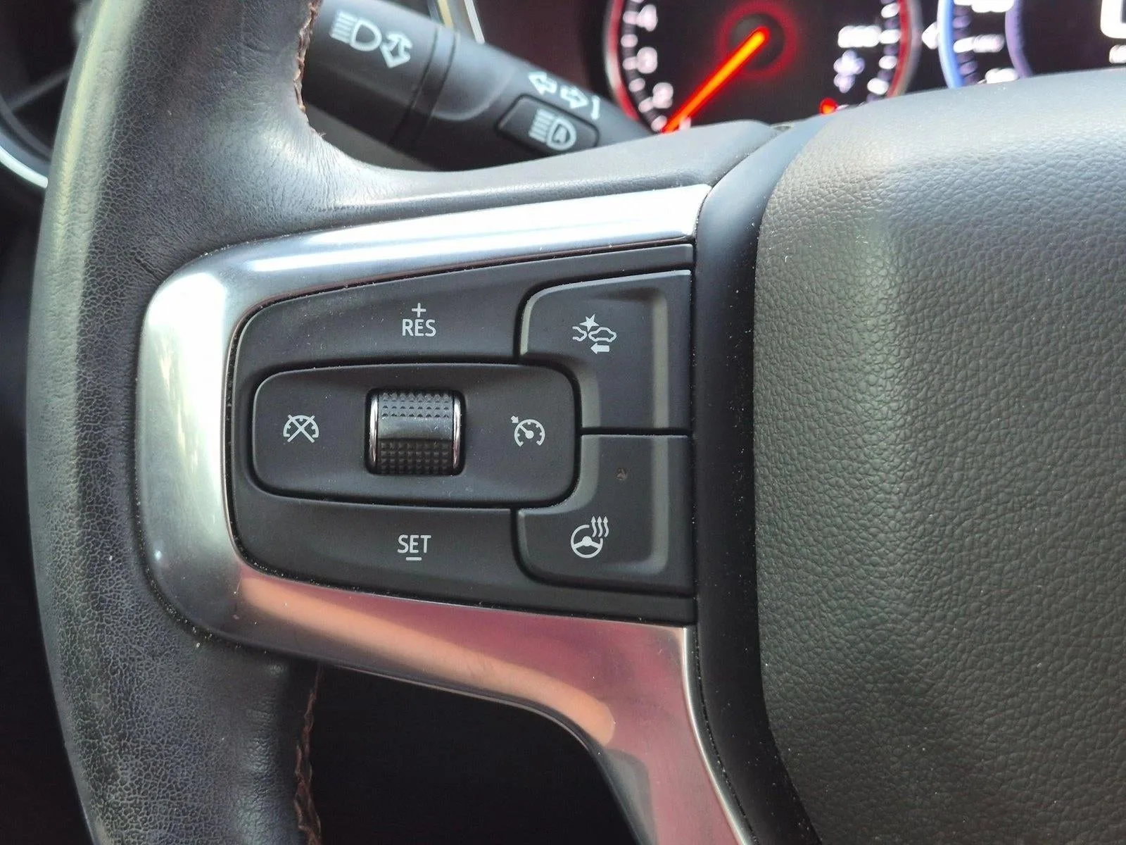 2019 Chevrolet Blazer FWD Premier photo 4