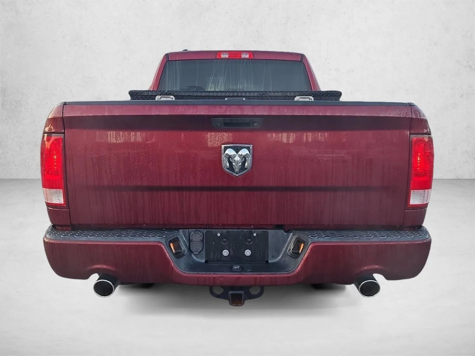 2018 RAM 1500 Express 4x2 Quad Cab 6'4" Box photo 6