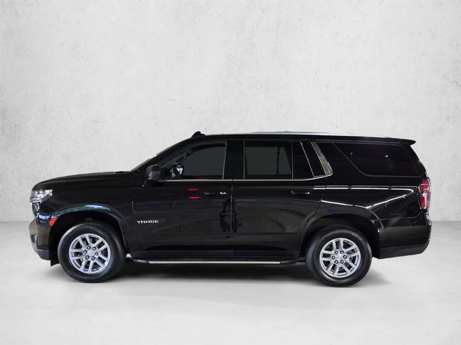 2021 Chevrolet Tahoe LT photo 8