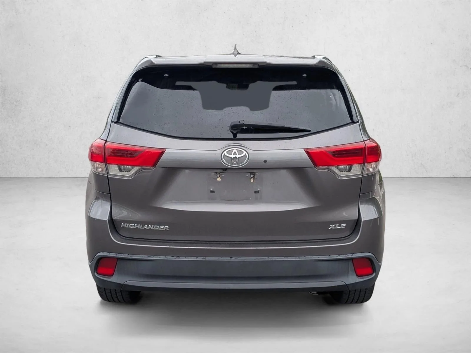 2018 Toyota Highlander XLE V6 FWD (Natl) photo 6