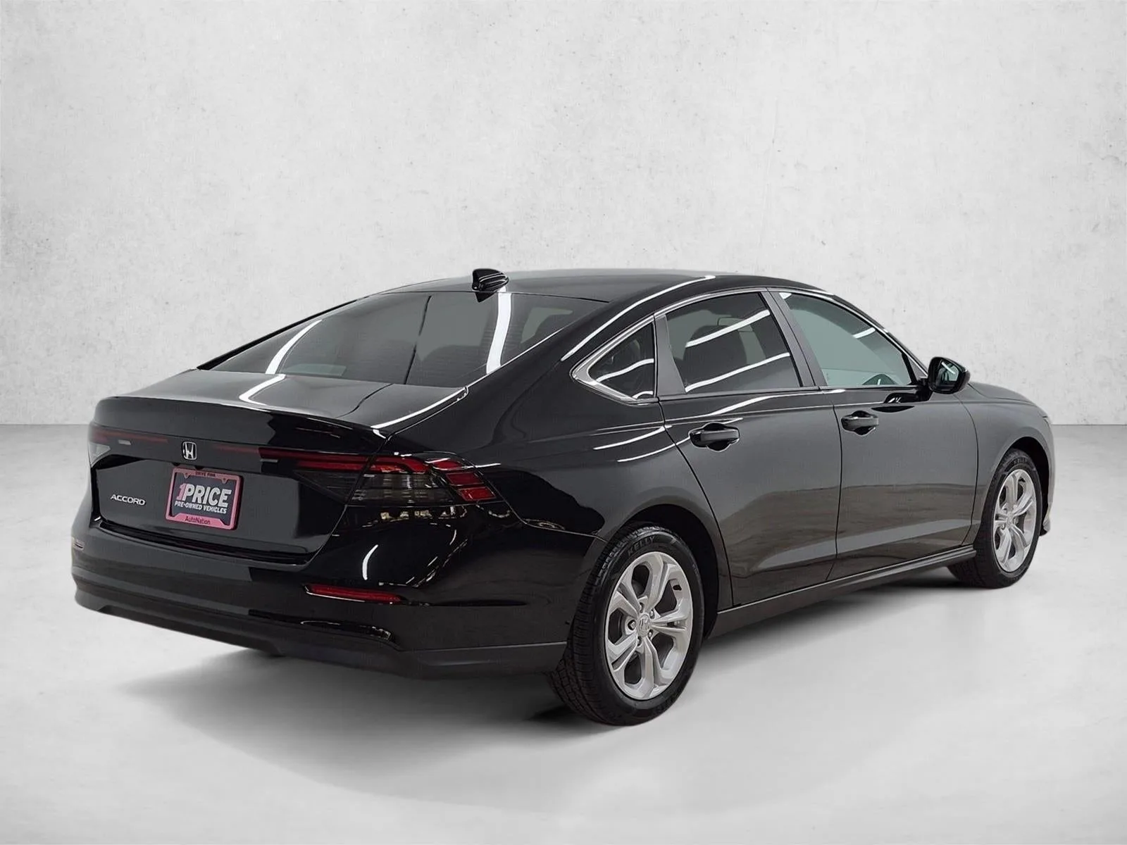 2025 Honda Accord Sedan LX photo 5