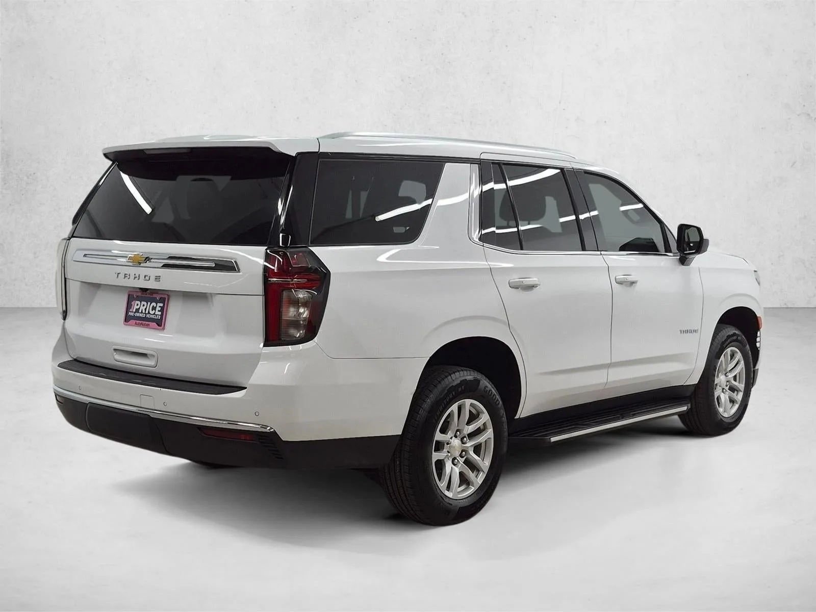 2023 Chevrolet Tahoe LS photo 5