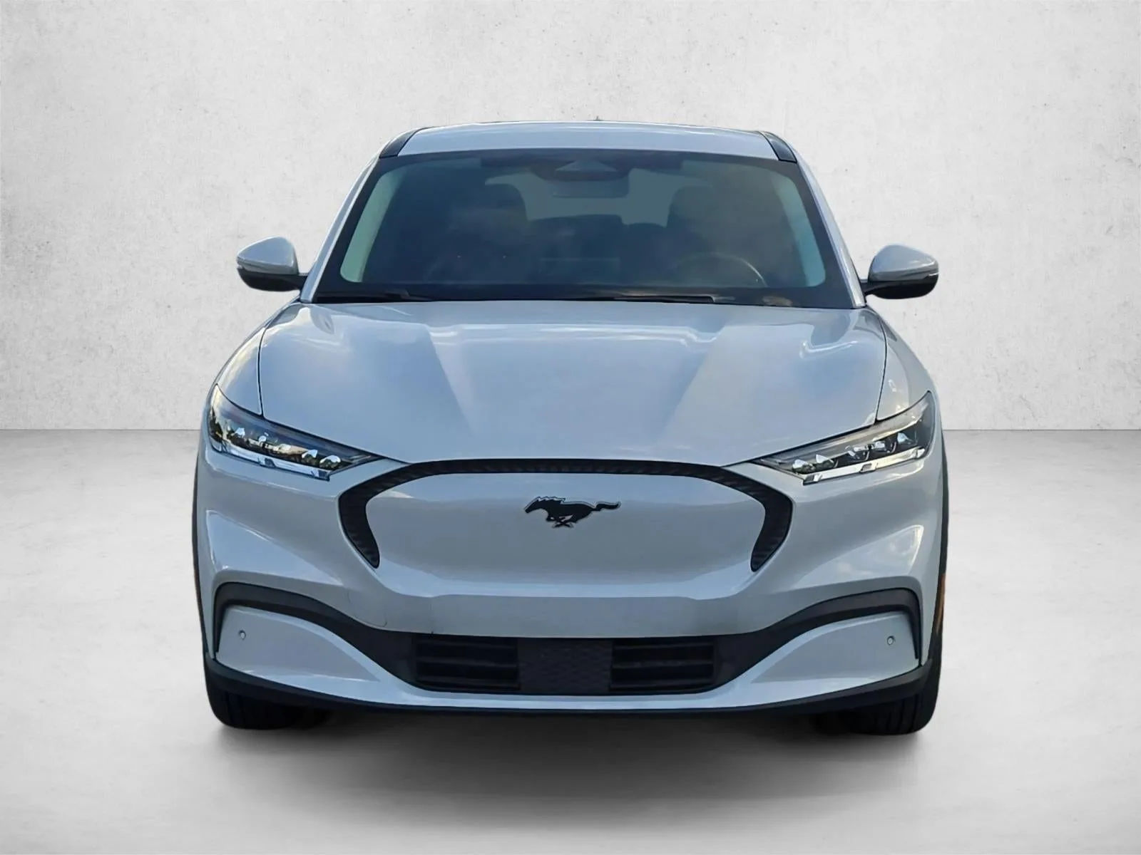 2022 Ford Mustang Mach-E Select RWD photo 2