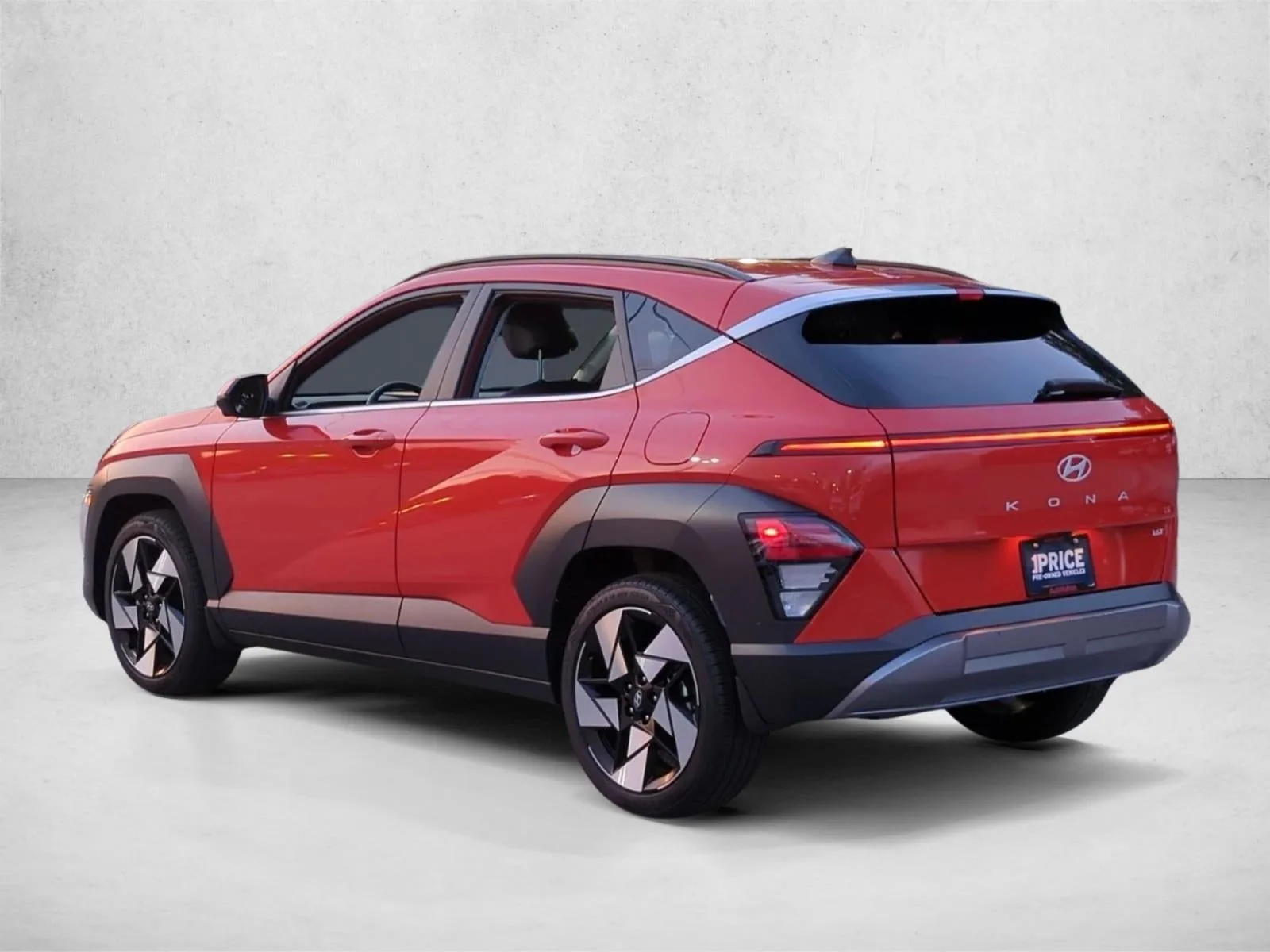 2024 Hyundai KONA Limited FWD photo 8