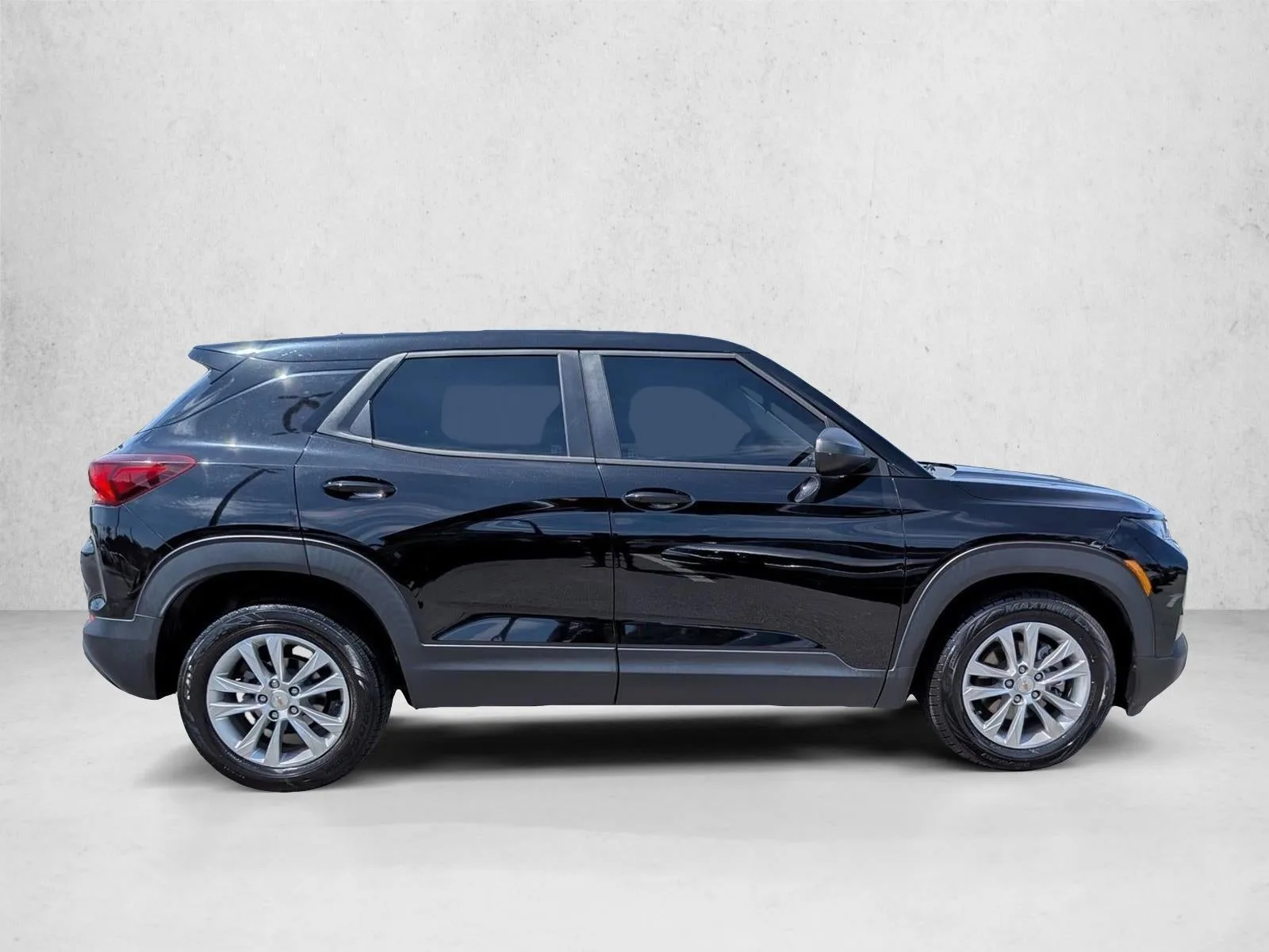 2021 Chevrolet Trailblazer LS photo 4