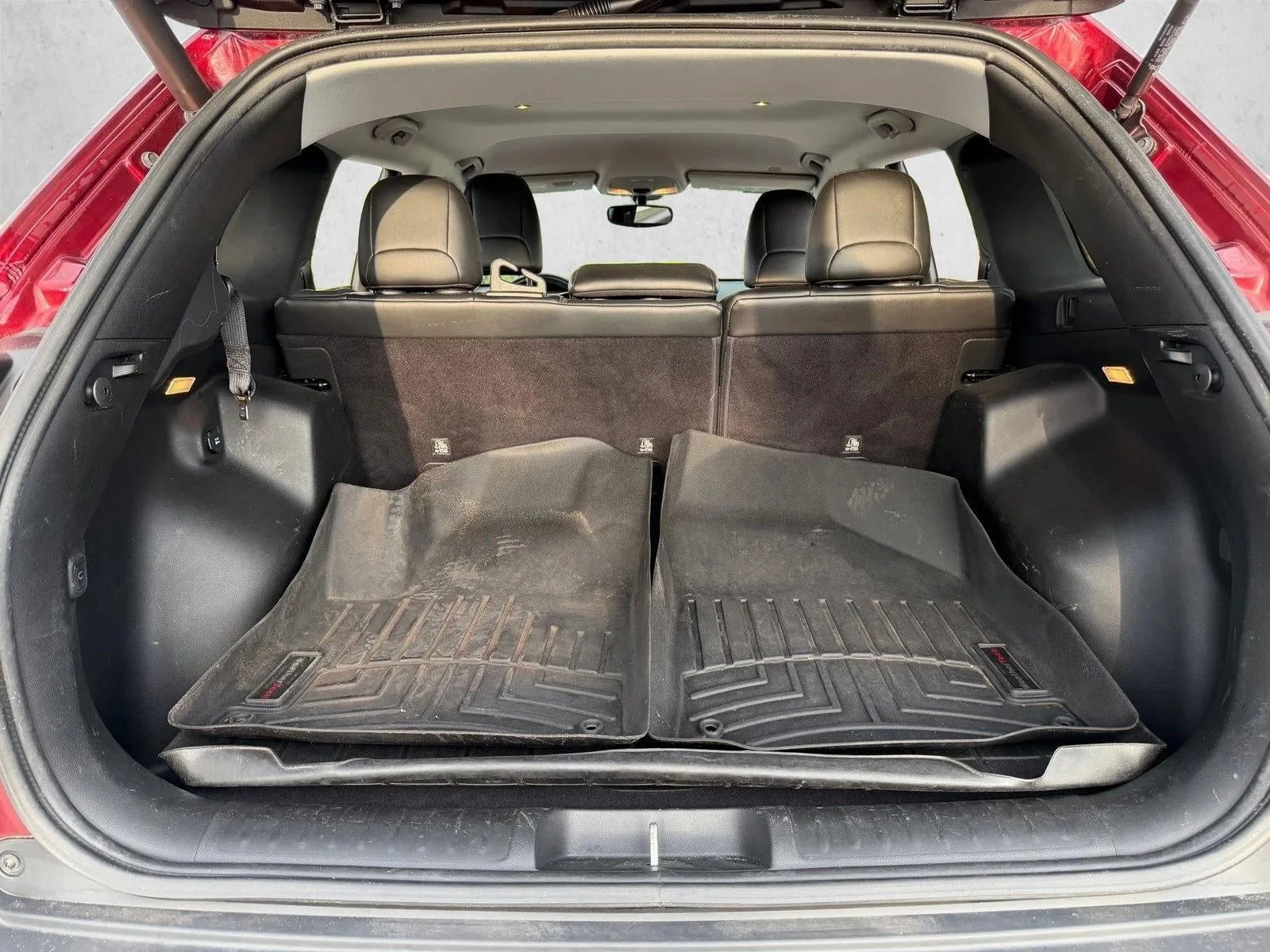 2019 Jeep Cherokee Latitude Plus FWD photo 6