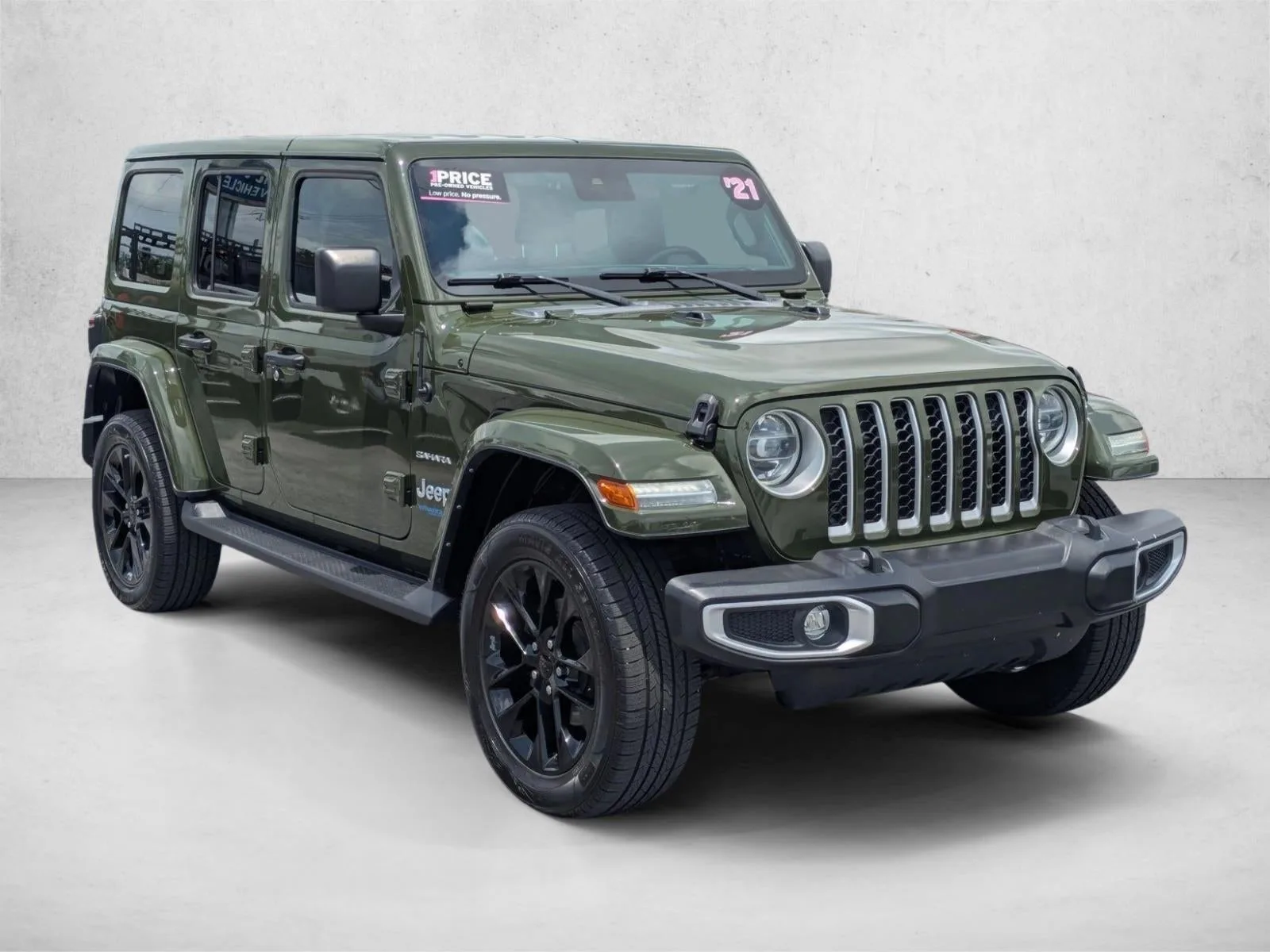 2021 Jeep Wrangler 4xe Unlimited Sahara 4x4 photo 3