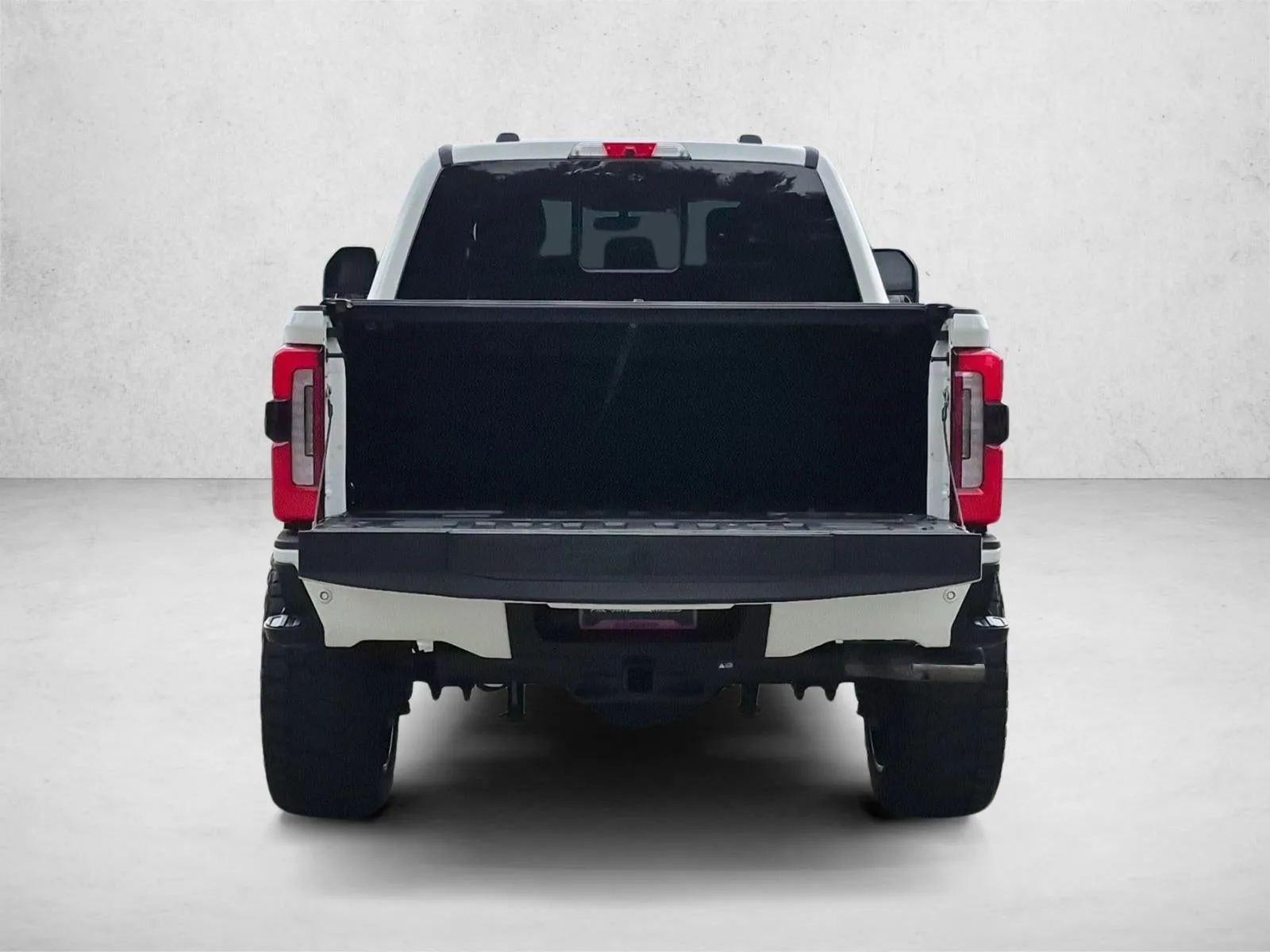 2025 Ford Super Duty F-250 SRW XL photo 6