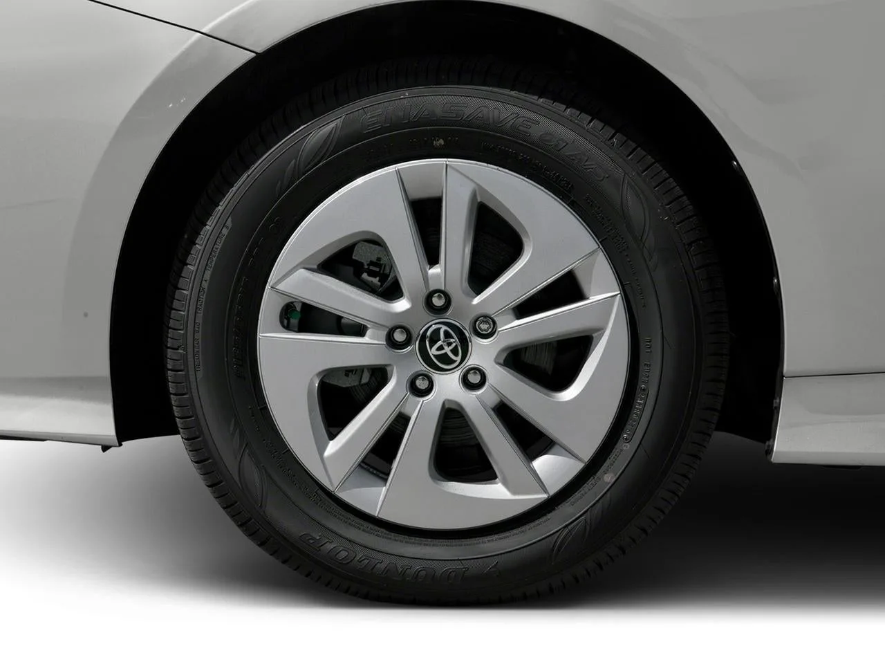 2017 Toyota Prius Three (GS) photo 10