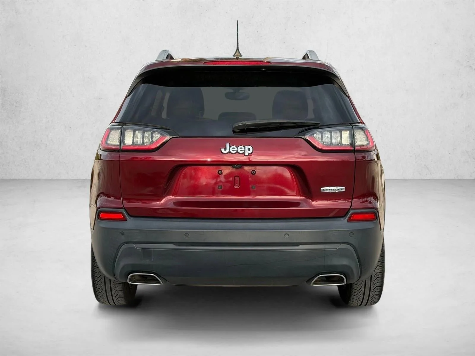 2019 Jeep Cherokee Latitude Plus FWD photo 7