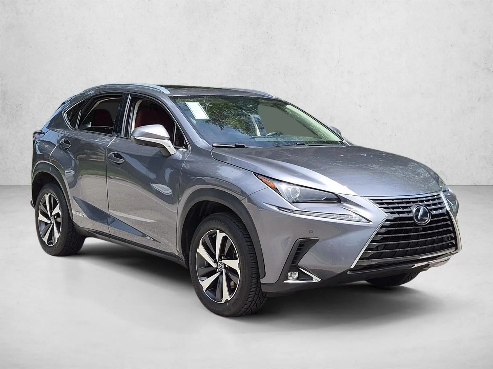 2021 Lexus NX 300h AWD photo 3