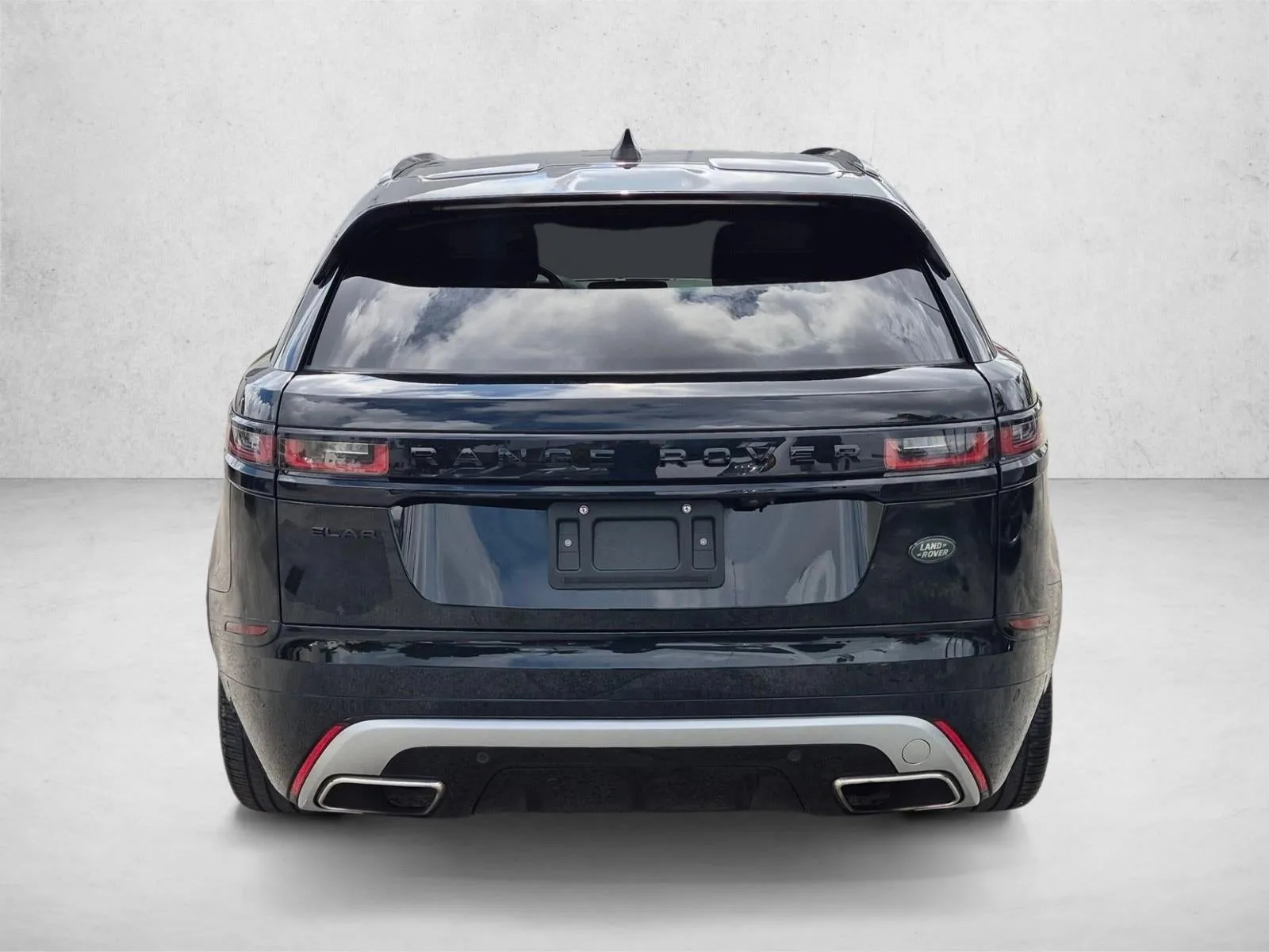 2018 Land Rover Range Rover Velar P380 R-Dynamic SE photo 6
