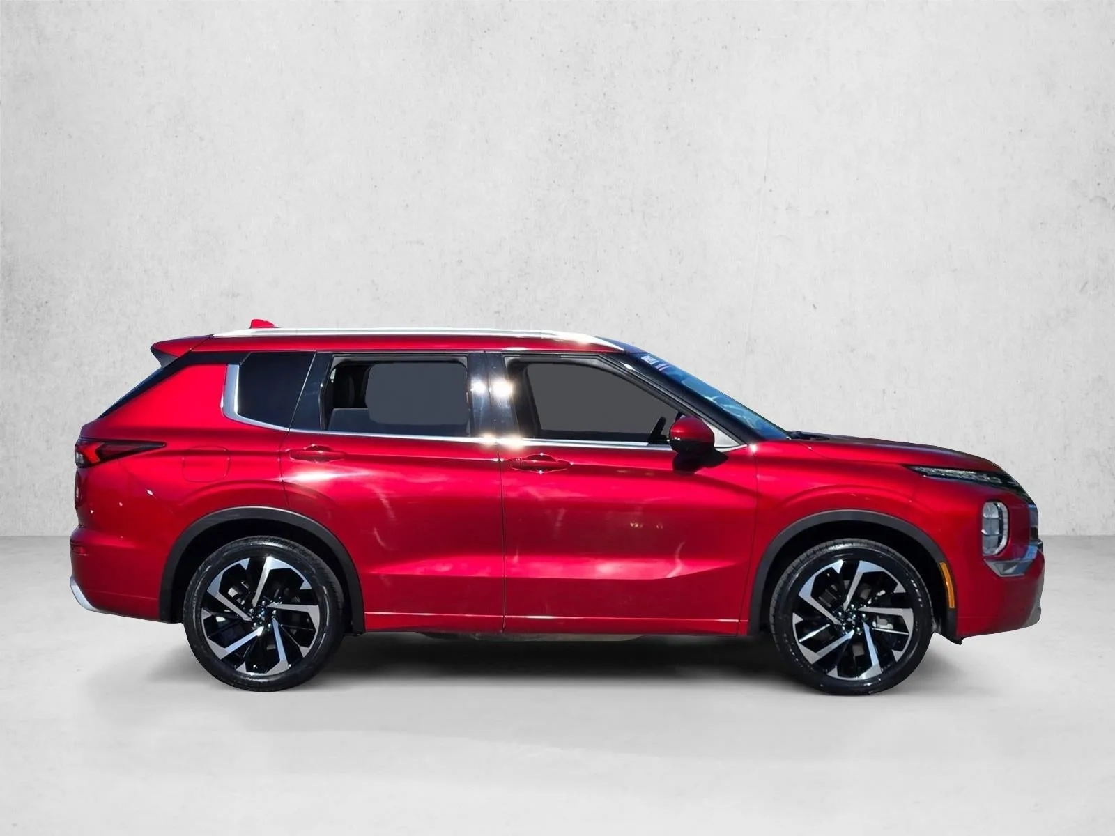 2022 Mitsubishi Outlander SEL FWD photo 4