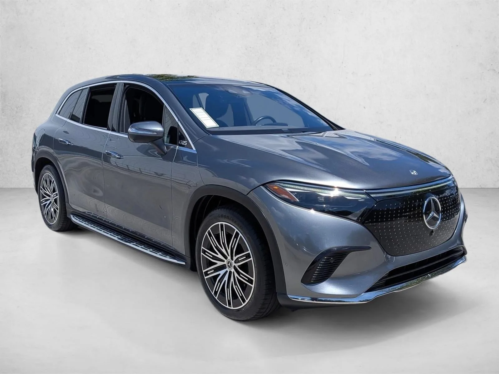 2023 Mercedes-Benz EQS 450 SUV 4MATIC® photo 3