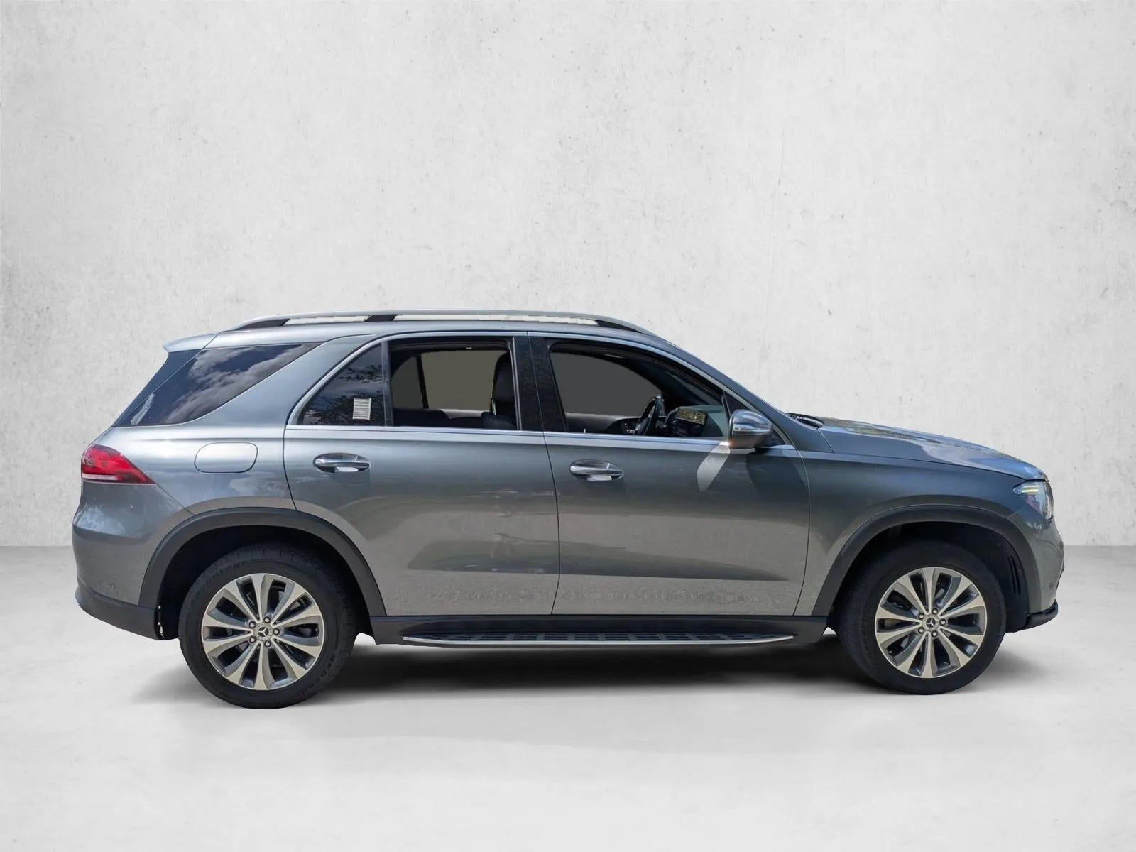 2020 Mercedes-Benz GLE 350 4MATIC® photo 2