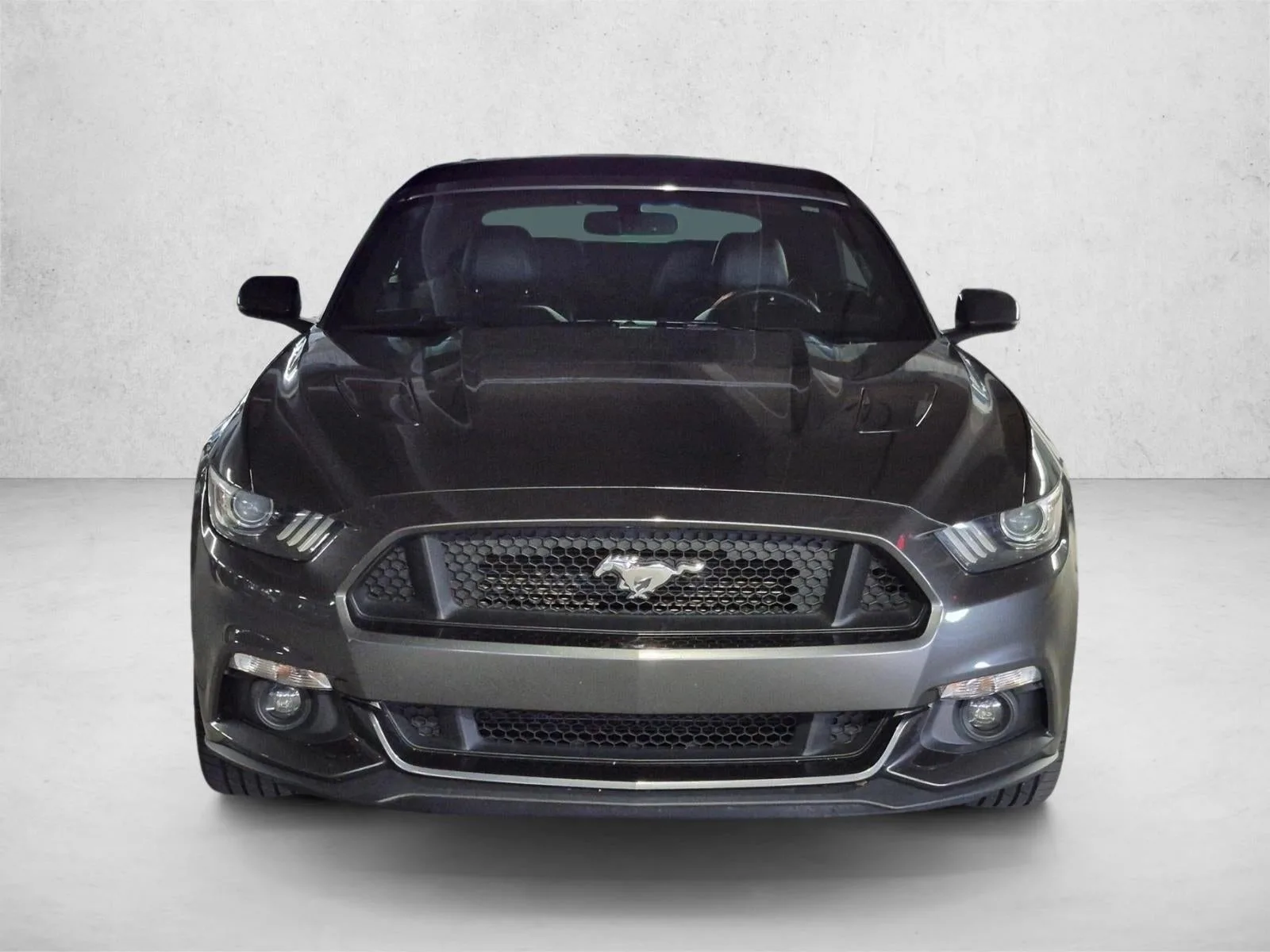 2015 Ford Mustang GT Premium photo 2