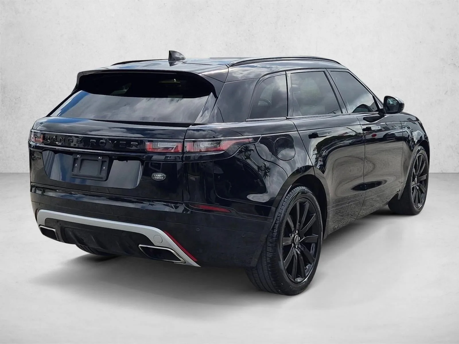 2018 Land Rover Range Rover Velar P380 R-Dynamic SE photo 5