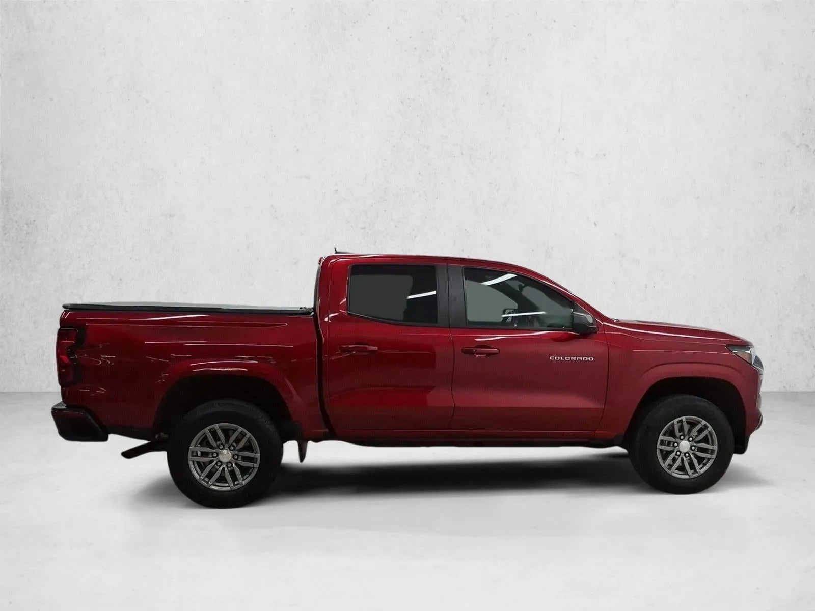 2023 Chevrolet Colorado 2WD LT photo 4