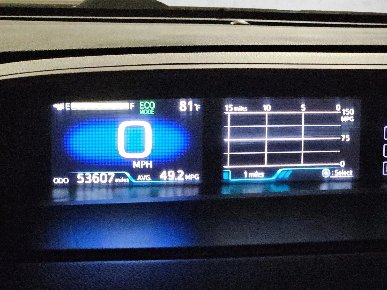 2022 Toyota Prius Nightshade (Natl) photo 11