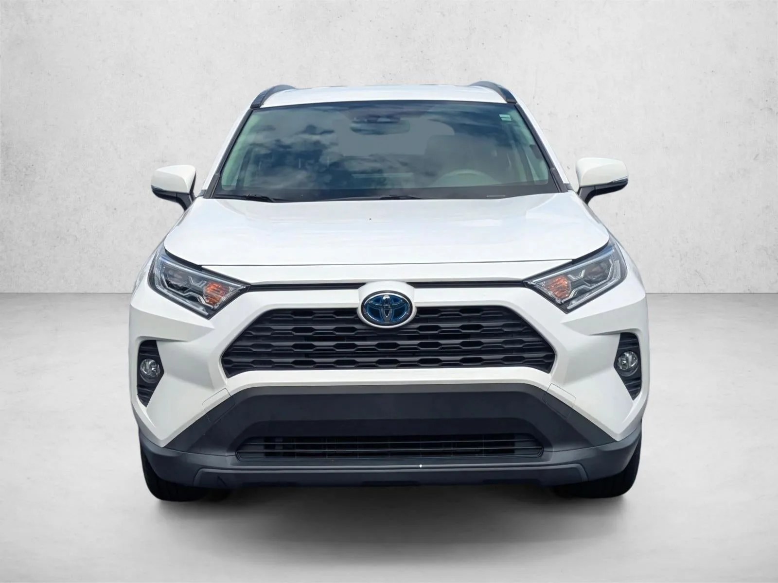 2020 Toyota RAV4 Hybrid XLE AWD (Natl) *Ltd Avail* photo 2