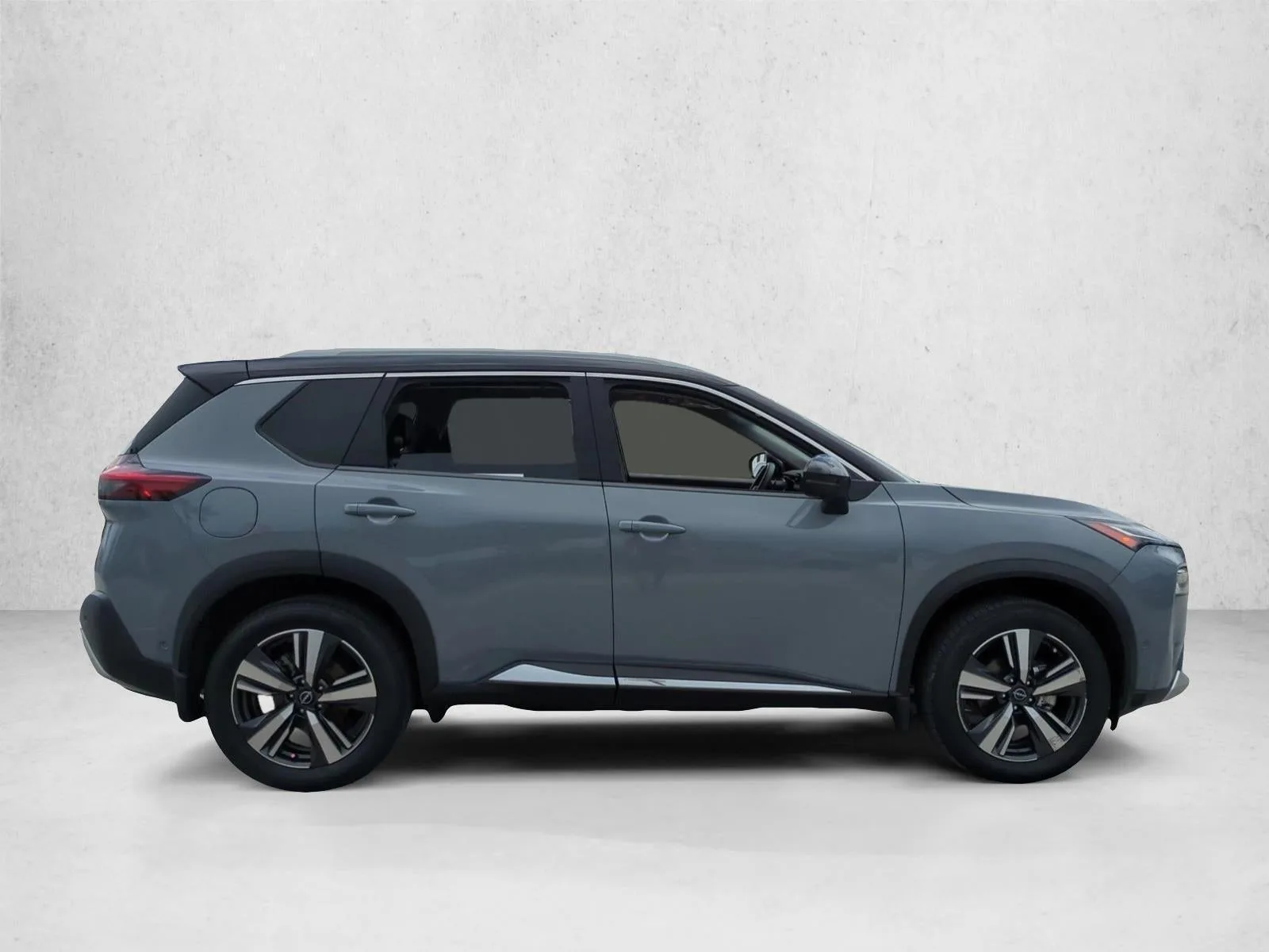 2022 Nissan Rogue FWD Platinum photo 4