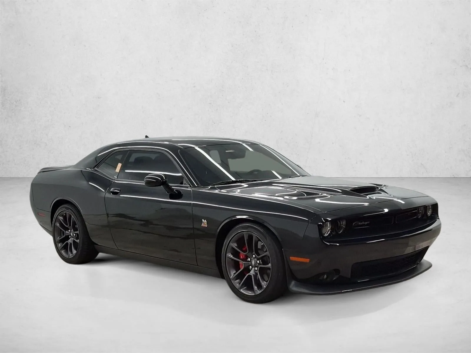 2022 Dodge Challenger R/T Scat Pack photo 3