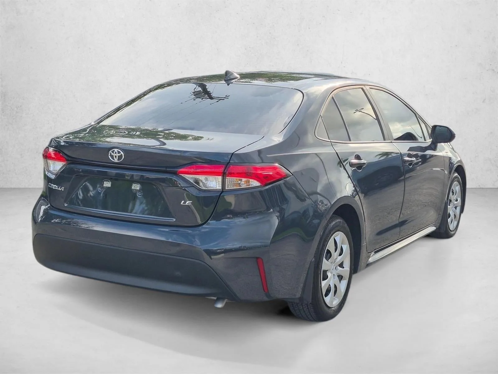 2025 Toyota Corolla LE CVT (Natl) photo 5