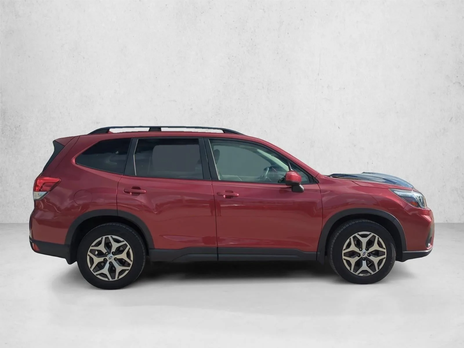 2019 Subaru Forester 2.5i Premium photo 4