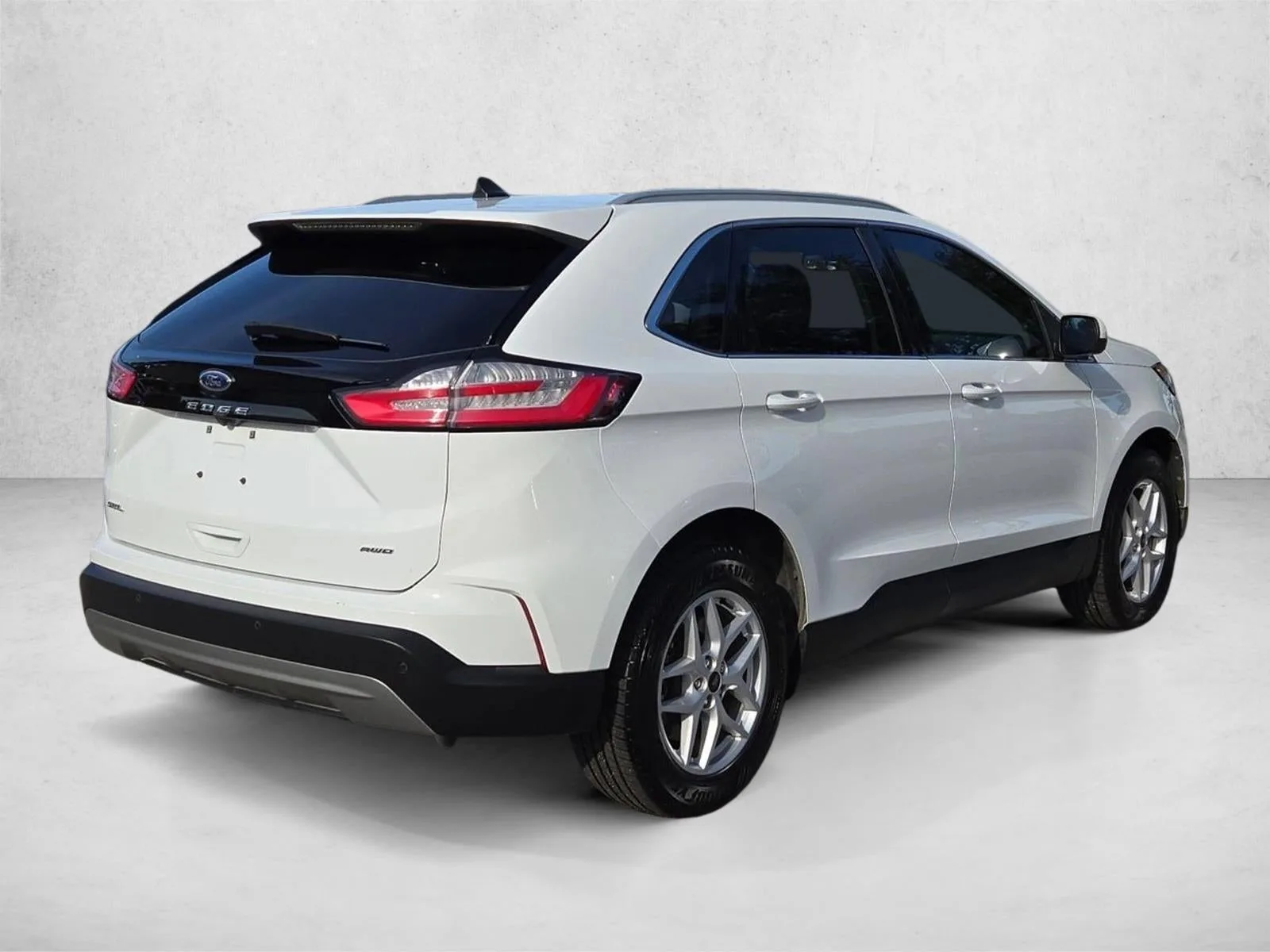 2023 Ford Edge SEL AWD photo 5