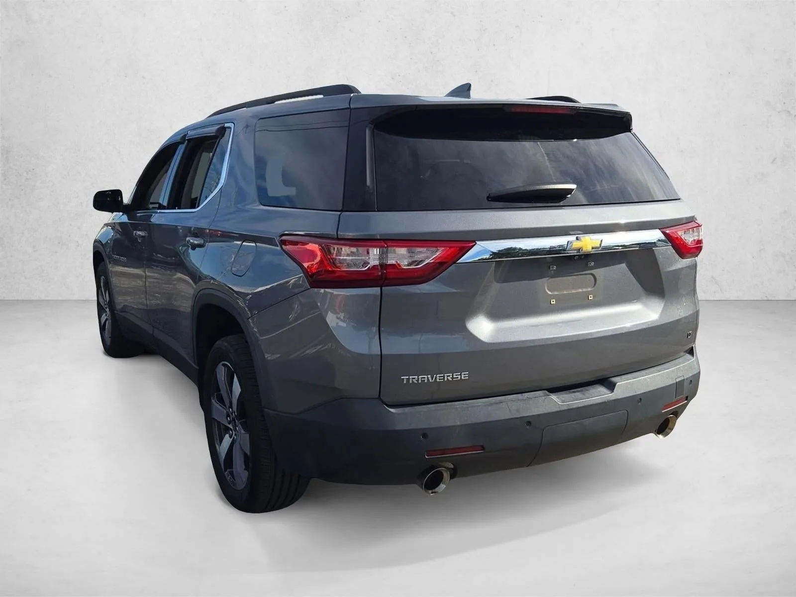 2021 Chevrolet Traverse LT Leather photo 7