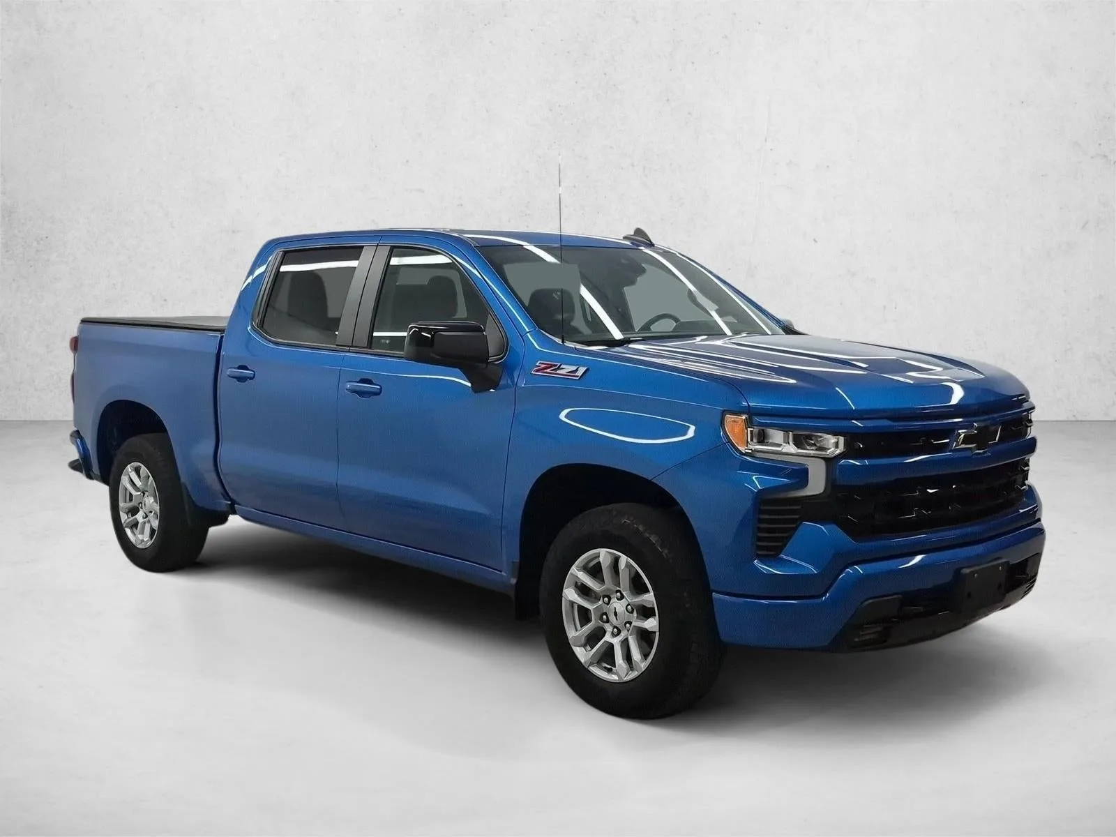 2023 Chevrolet Silverado 1500 RST photo 3