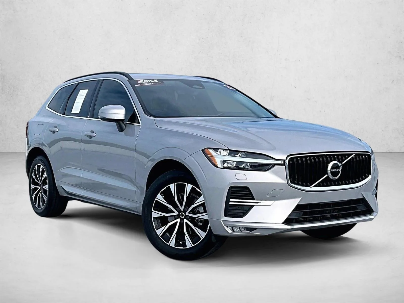 2023 Volvo XC60 Core photo 12