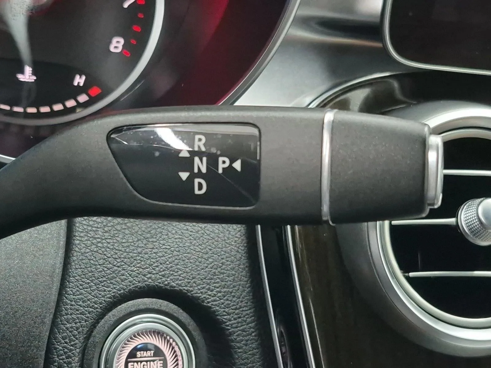 2020 Mercedes-Benz C 300 C 300 photo 12