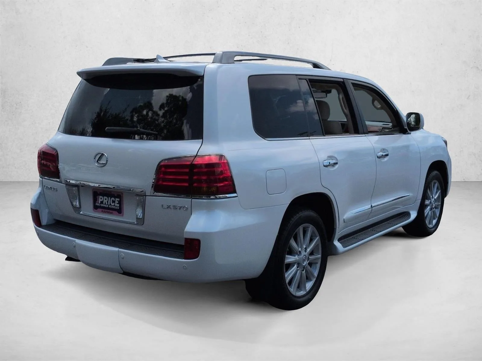 2009 Lexus LX 570 4WD 4dr photo 5