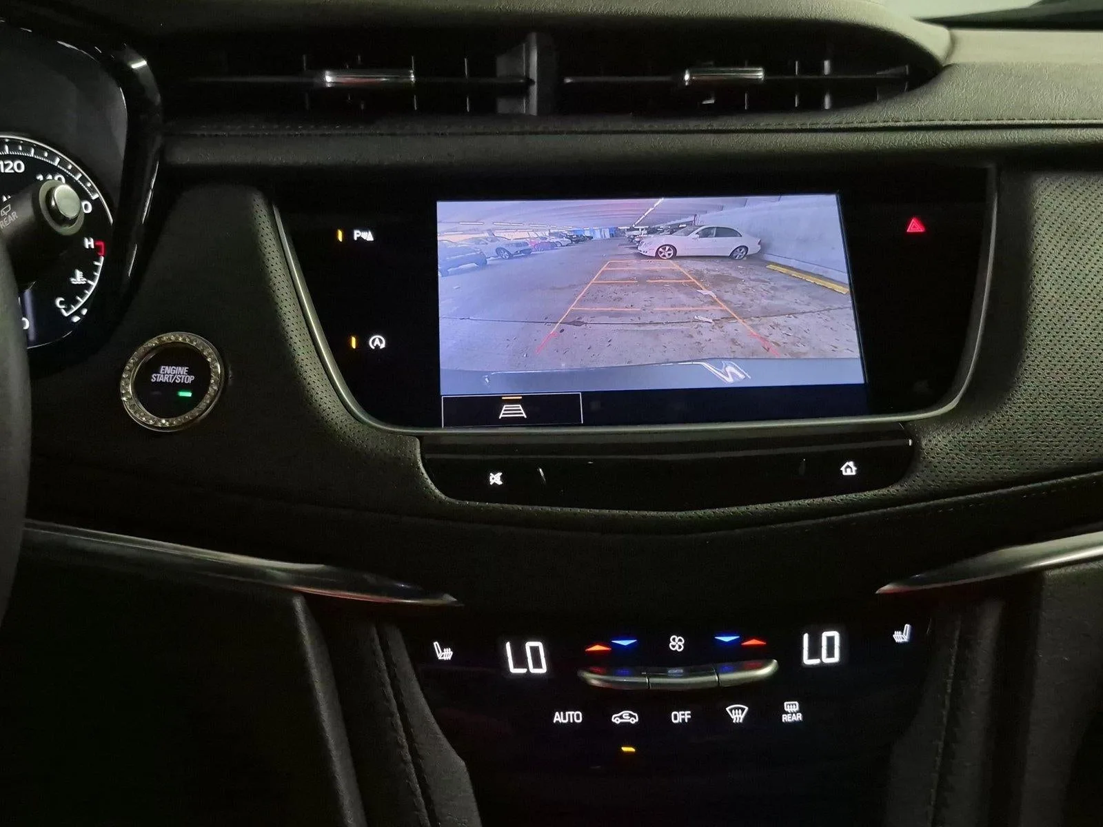 2023 Cadillac XT5 FWD Premium Luxury photo 11
