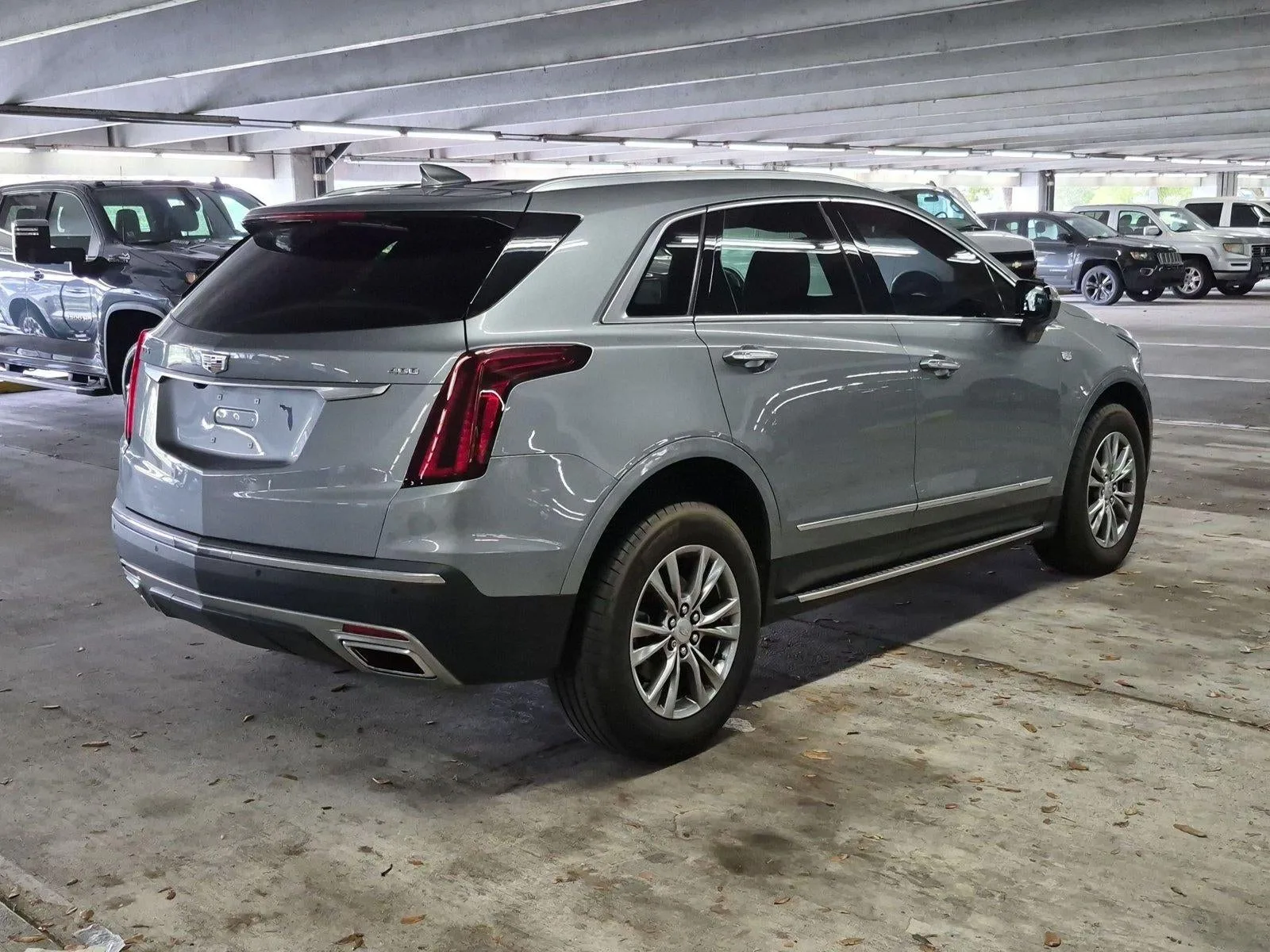 2023 Cadillac XT5 FWD Premium Luxury photo 5