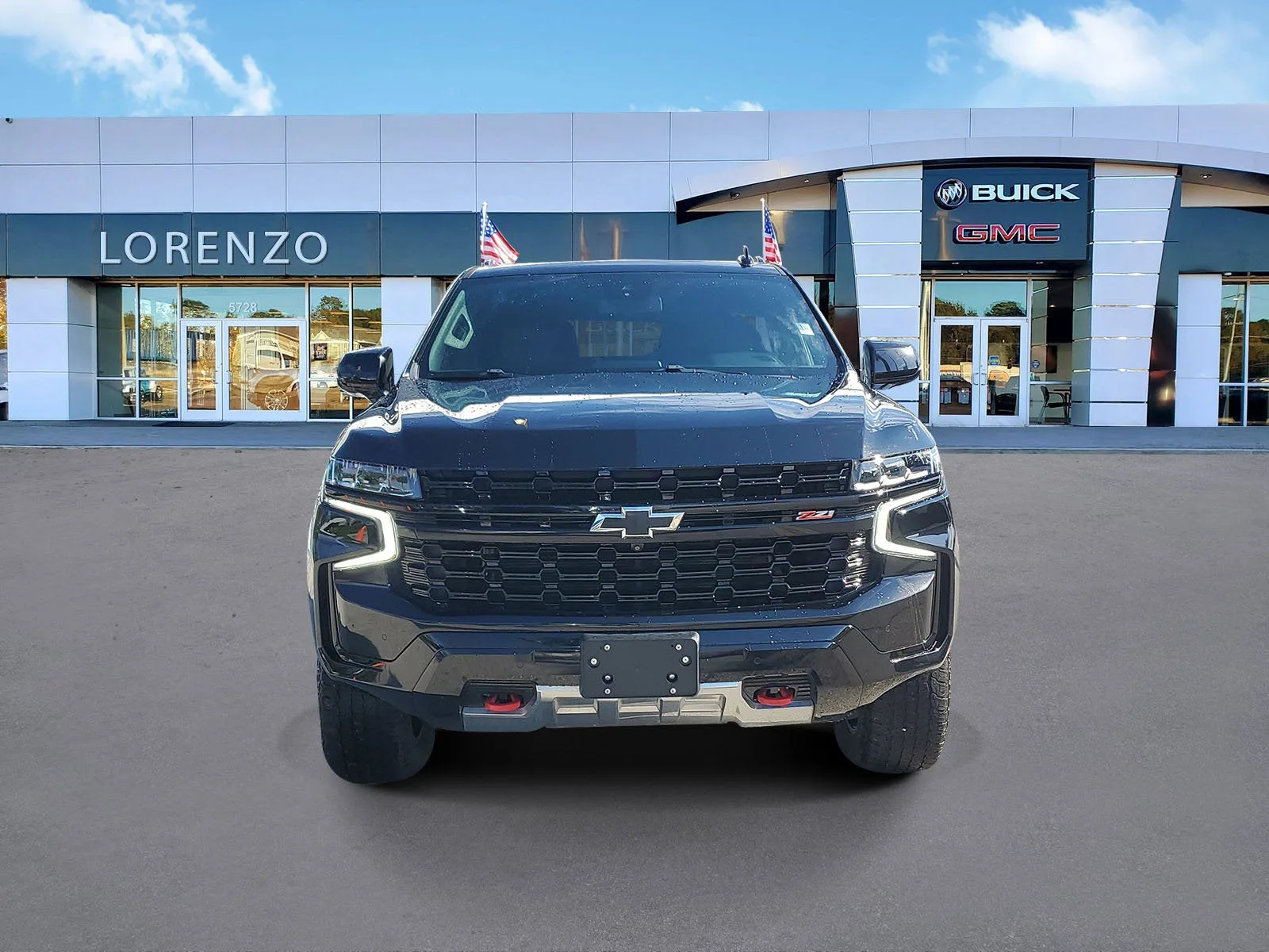 2023 Chevrolet Tahoe Z71 photo 2