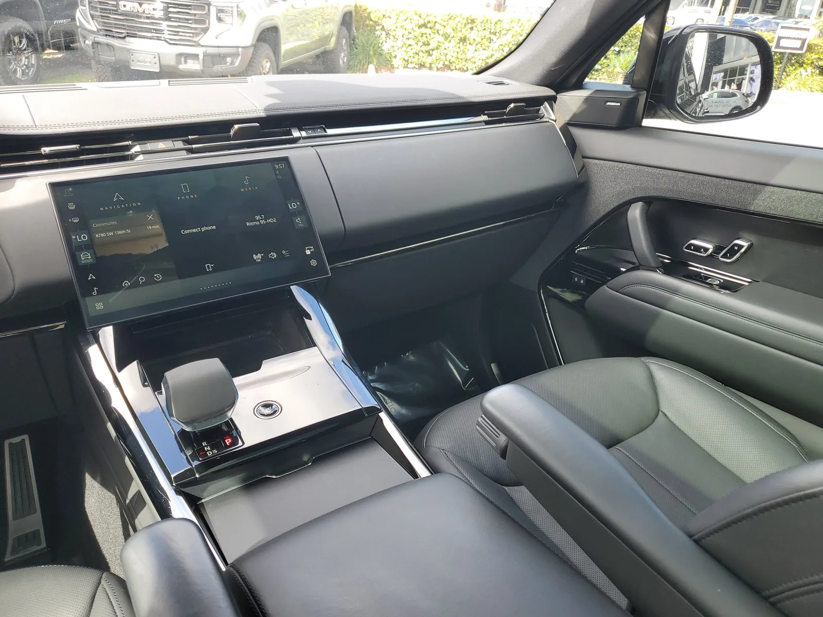 2024 Land Rover Range Rover Sport Dynamic SE photo 19