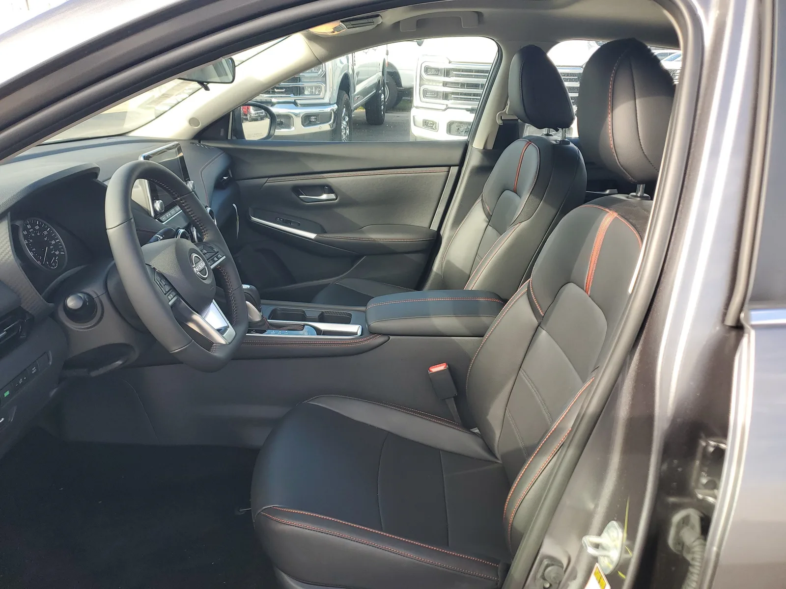 2025 Nissan Sentra SR photo 16