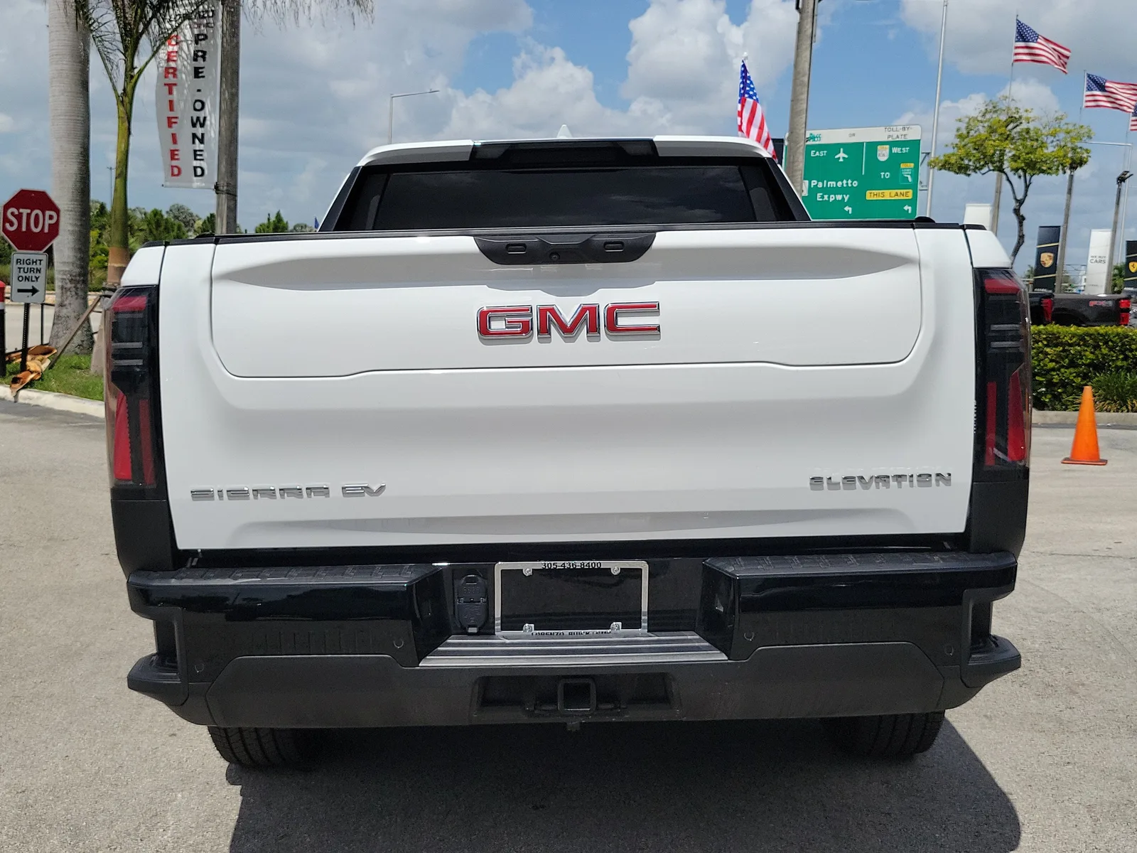 2026 GMC Sierra EV Elevation Extended Range photo 6