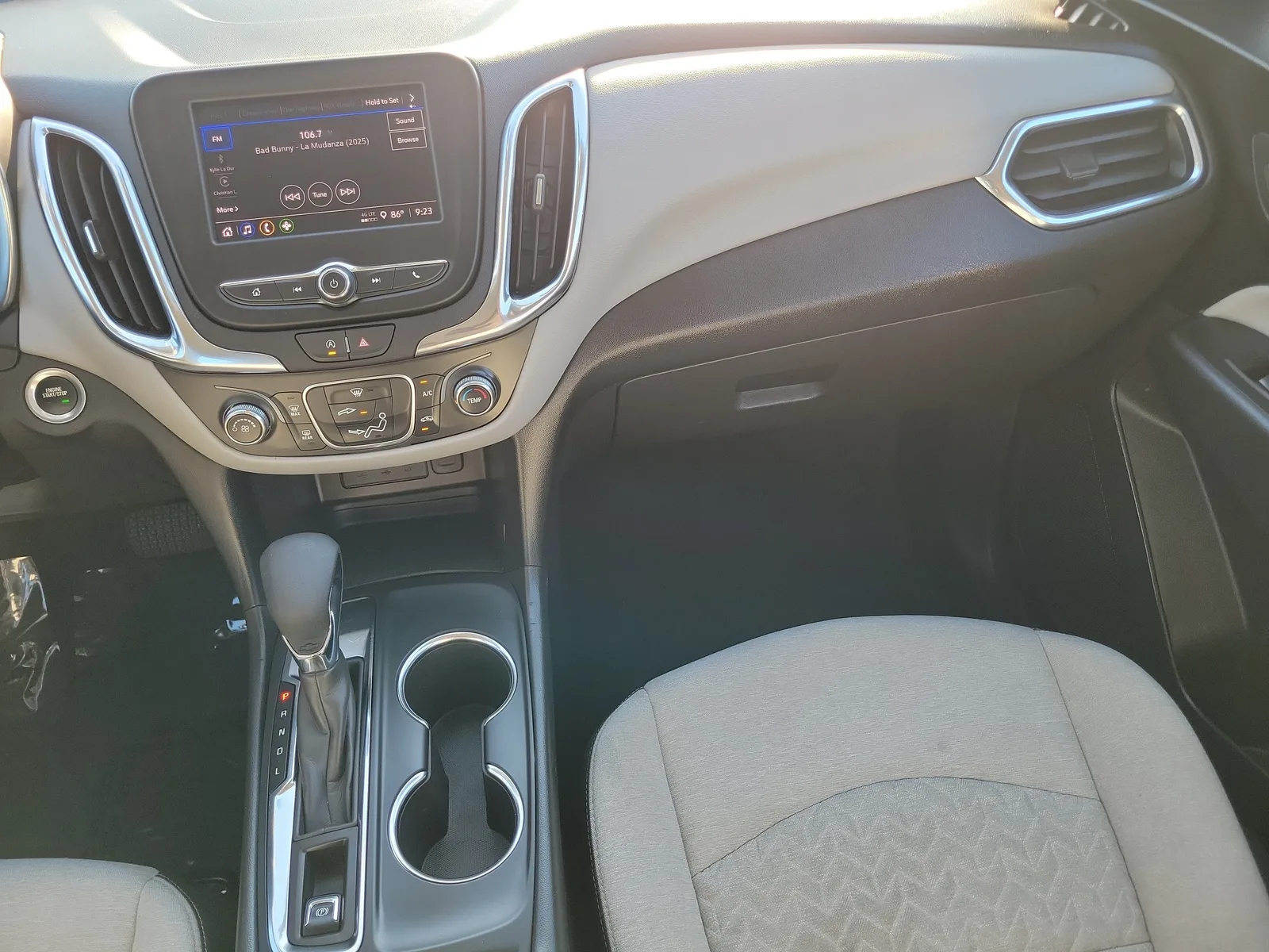2024 Chevrolet Equinox LS photo 19