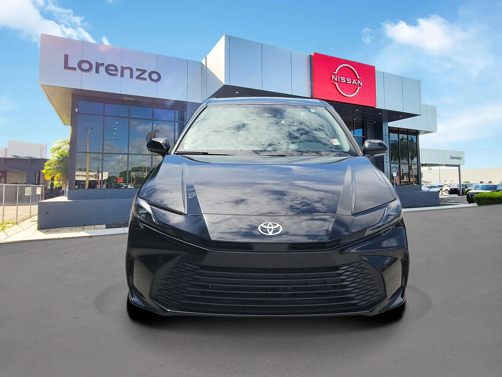 2025 Toyota Camry LE photo 2