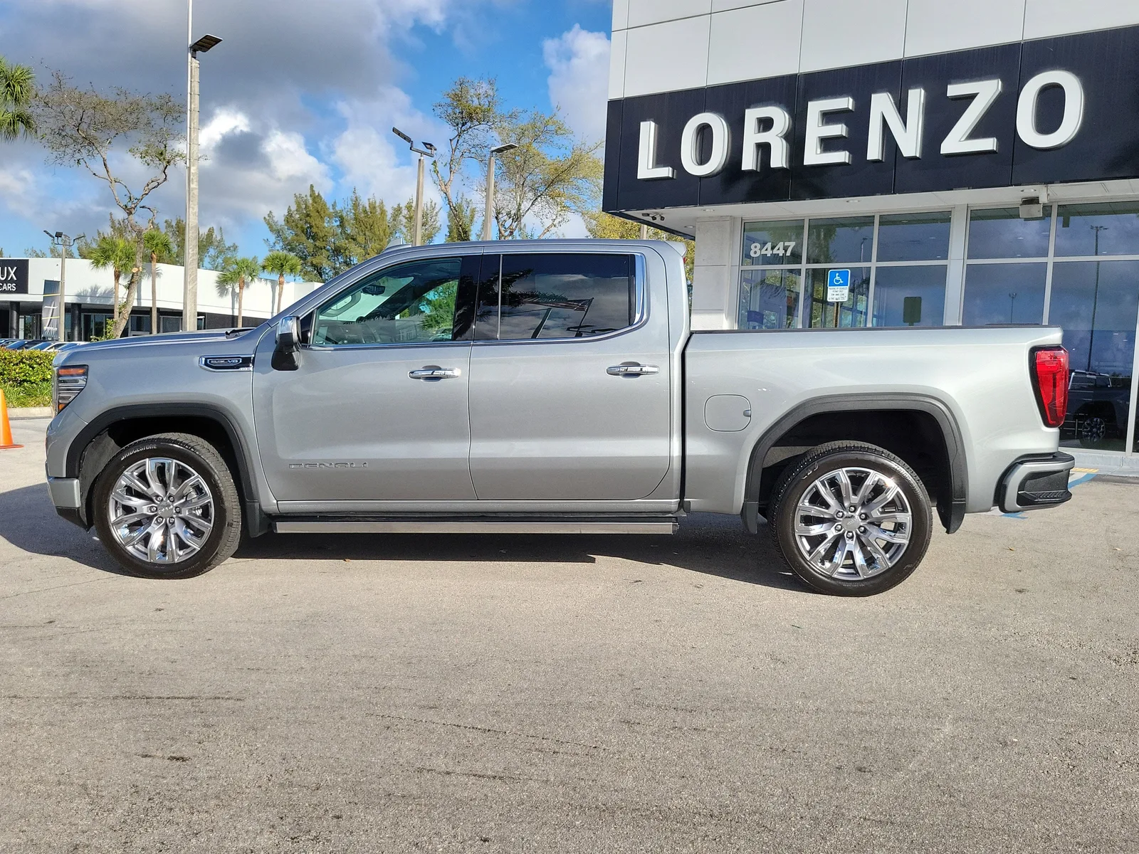 2026 GMC Sierra 1500 Denali photo 8