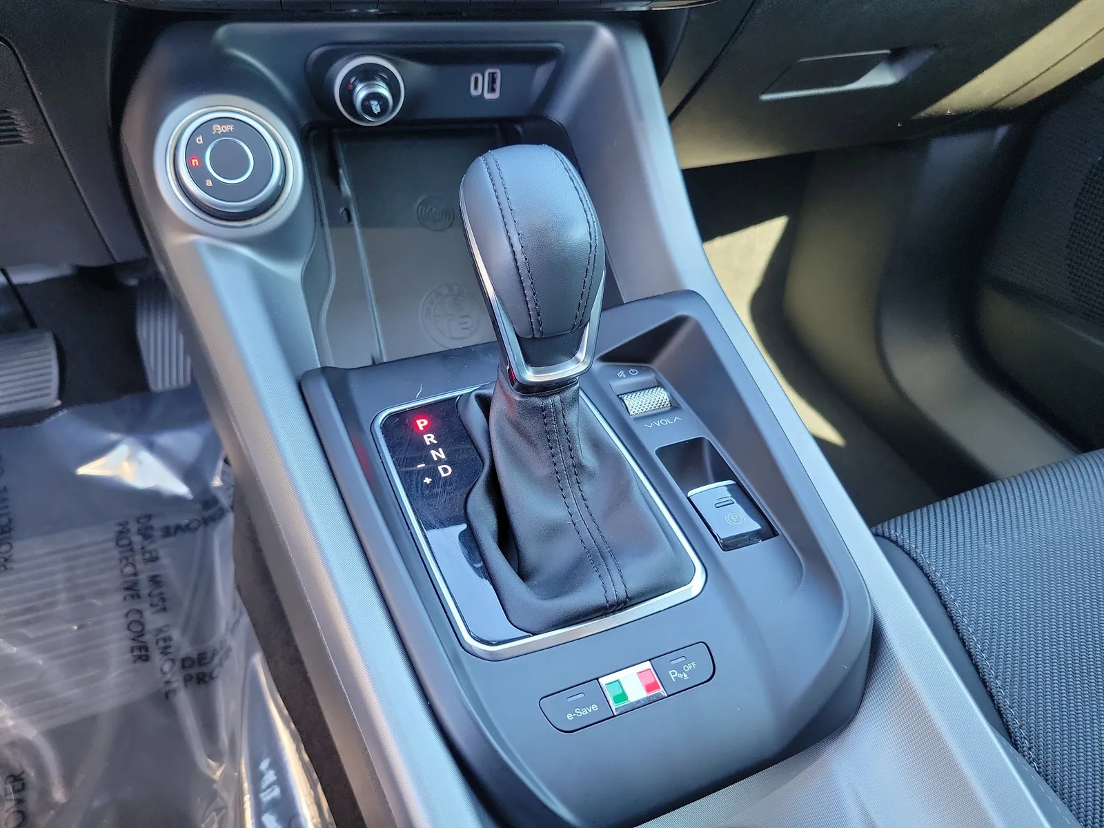 2024 Alfa Romeo Tonale Ti photo 26